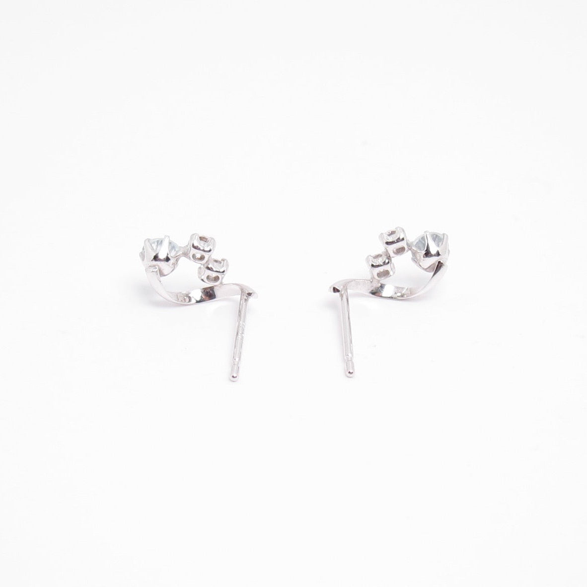 4°C Vintage K10 Aquamarine and Cubic Zirconia Earrings