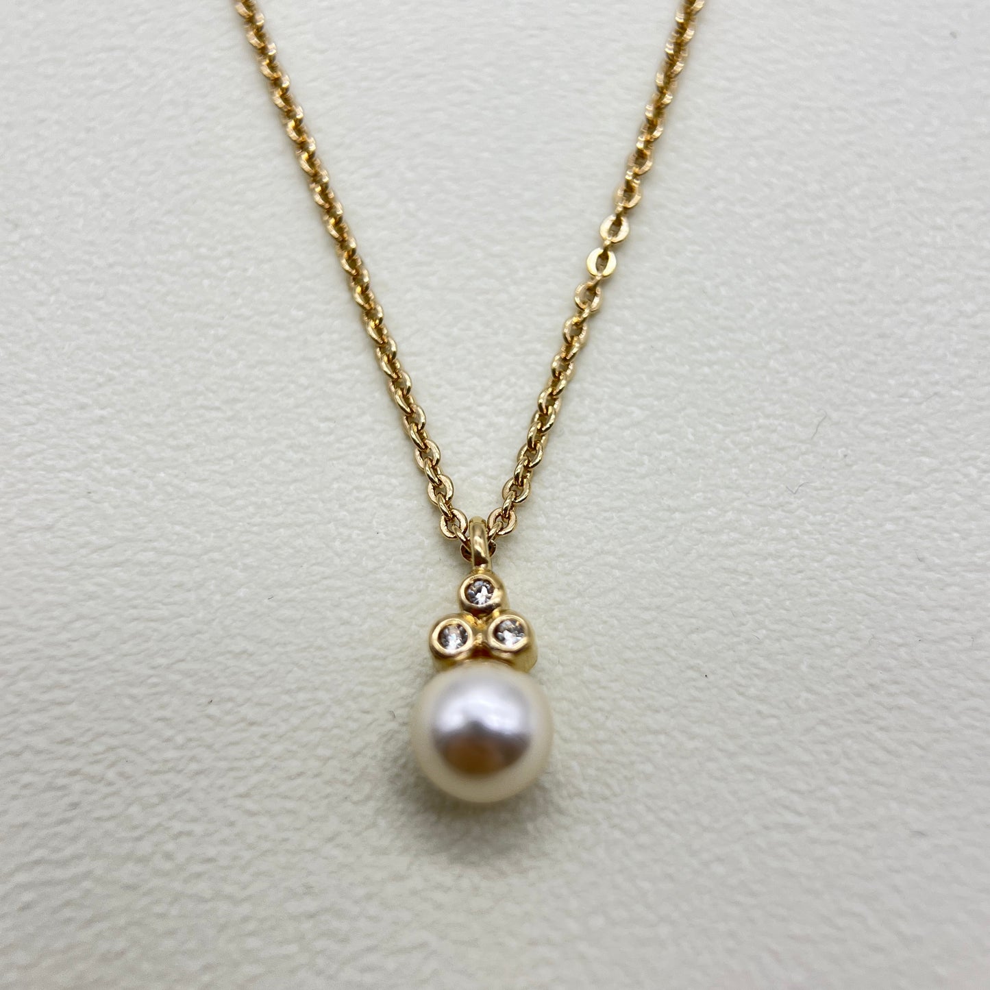 Christian Dior Vintage Pearl and Rhinestone Golden Necklace