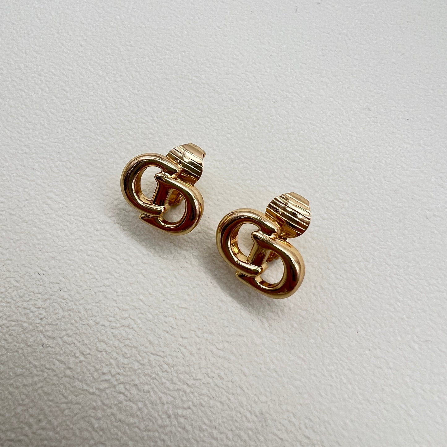 Imperfect - Christian Dior Vintage CD Logo Golden Clip-on Earrings