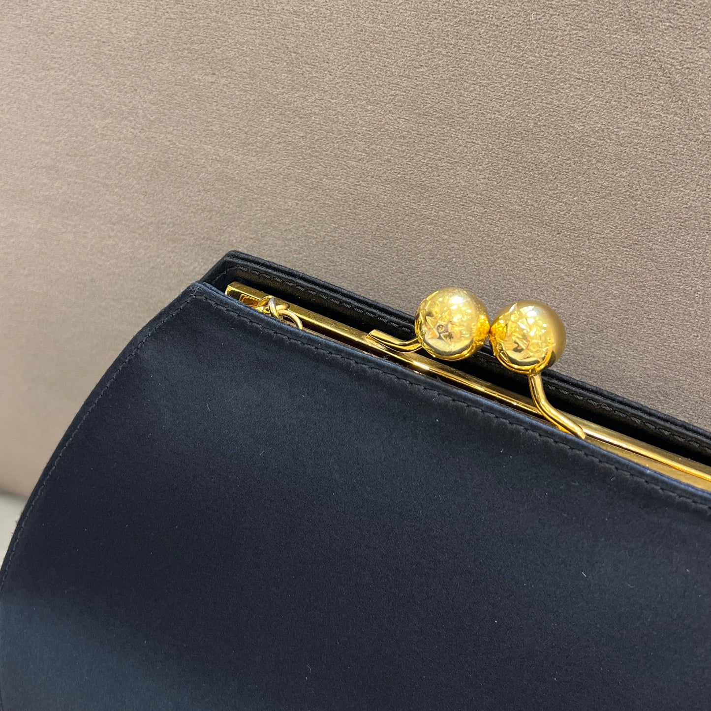 Celine Vintage 星球扣黑色染色單肩包