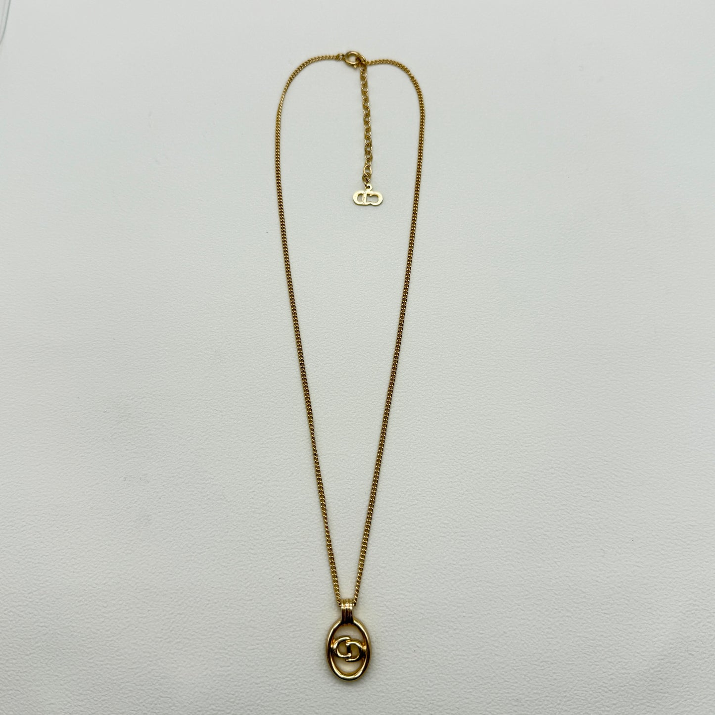 Christian Dior Vintage CD Logo in Oval Shape Golden Necklace