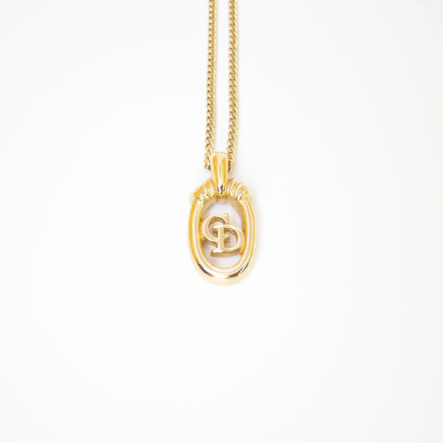 Christian Dior Vintage CD Logo in Oval Shape Golden Necklace