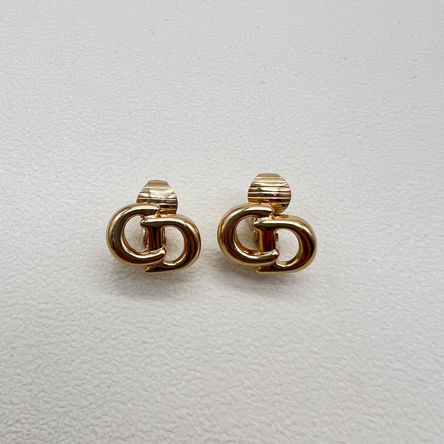 Imperfect - Christian Dior Vintage CD Logo Golden Clip-on Earrings