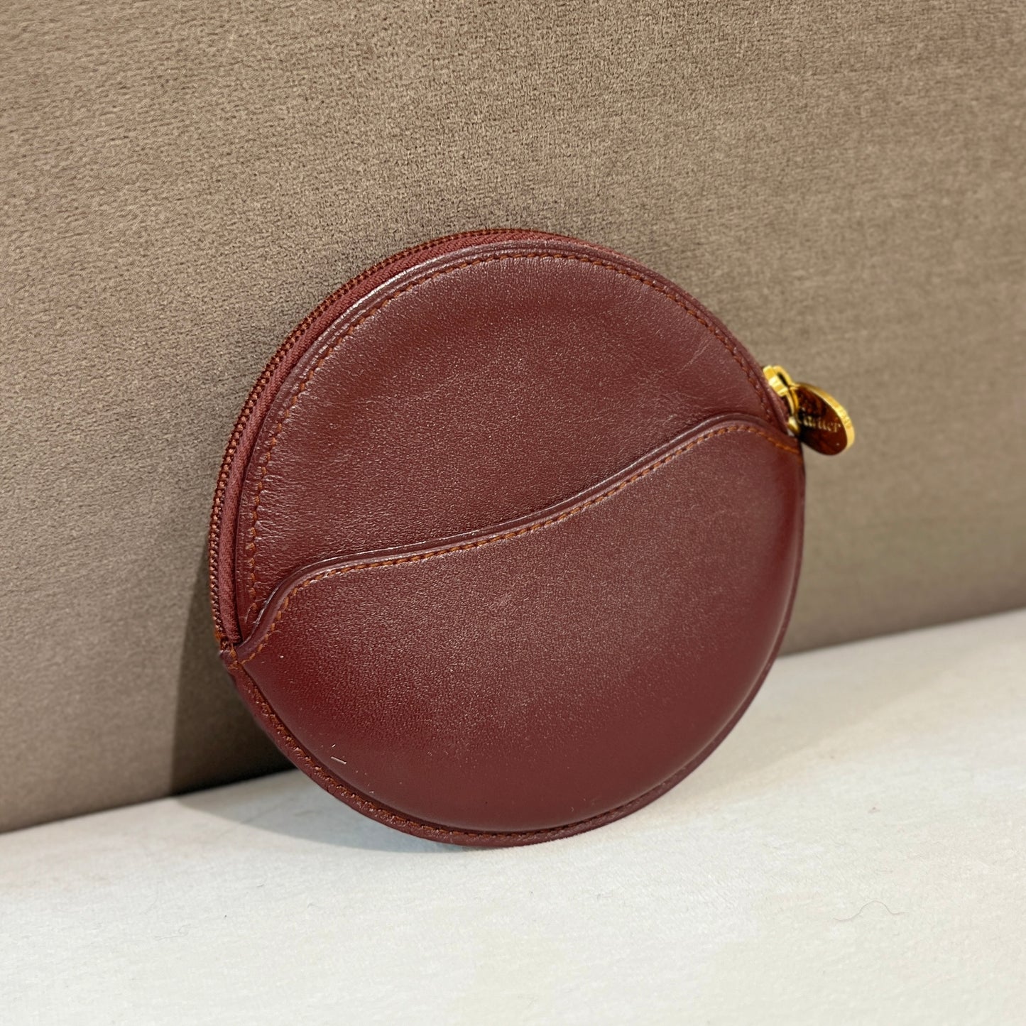 Cartier Vintage Must Line Burgundy Red Round Shape Coins Bag