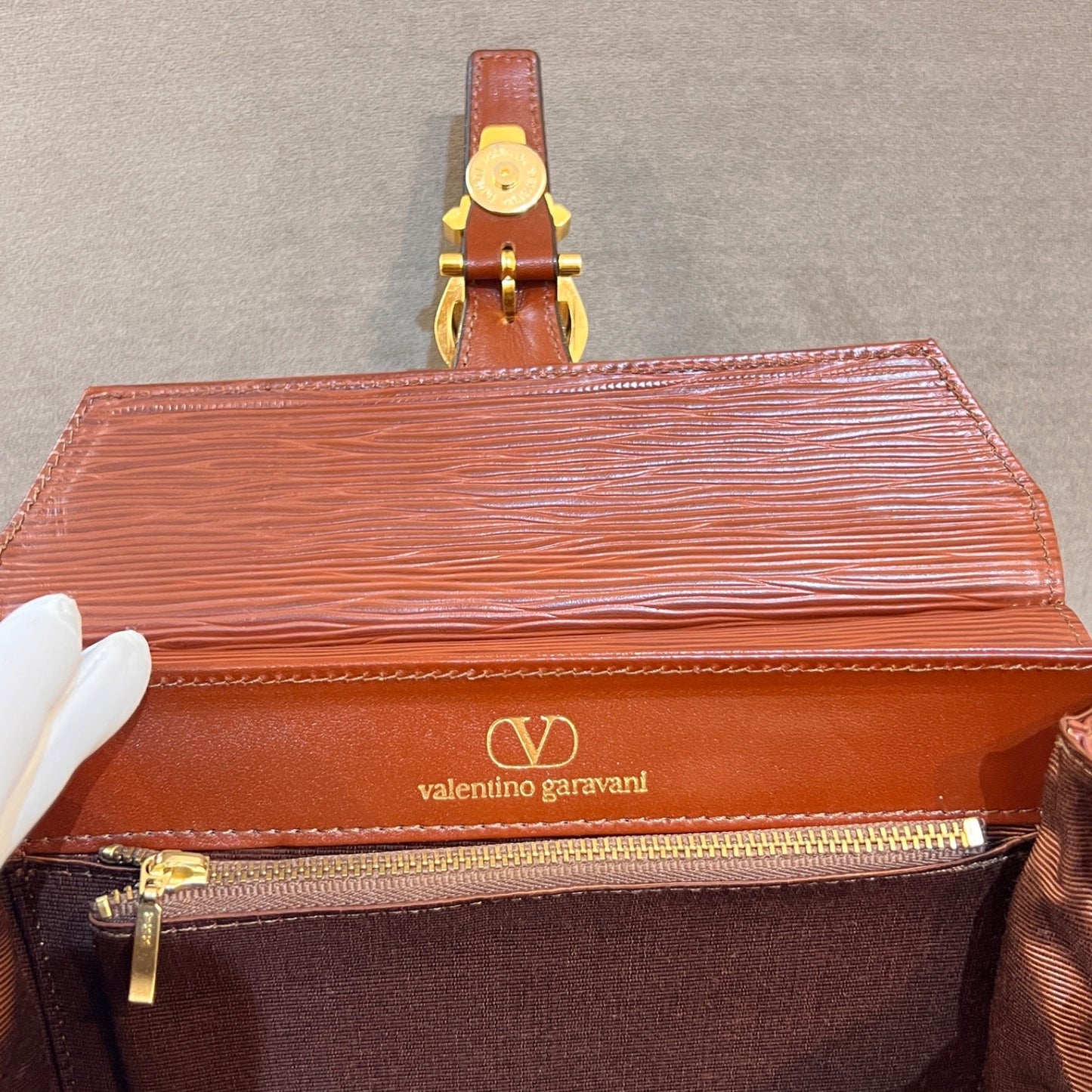 Valentino Garavani Vintage Brown Leather 2-Way Handbag Shoulder Bag