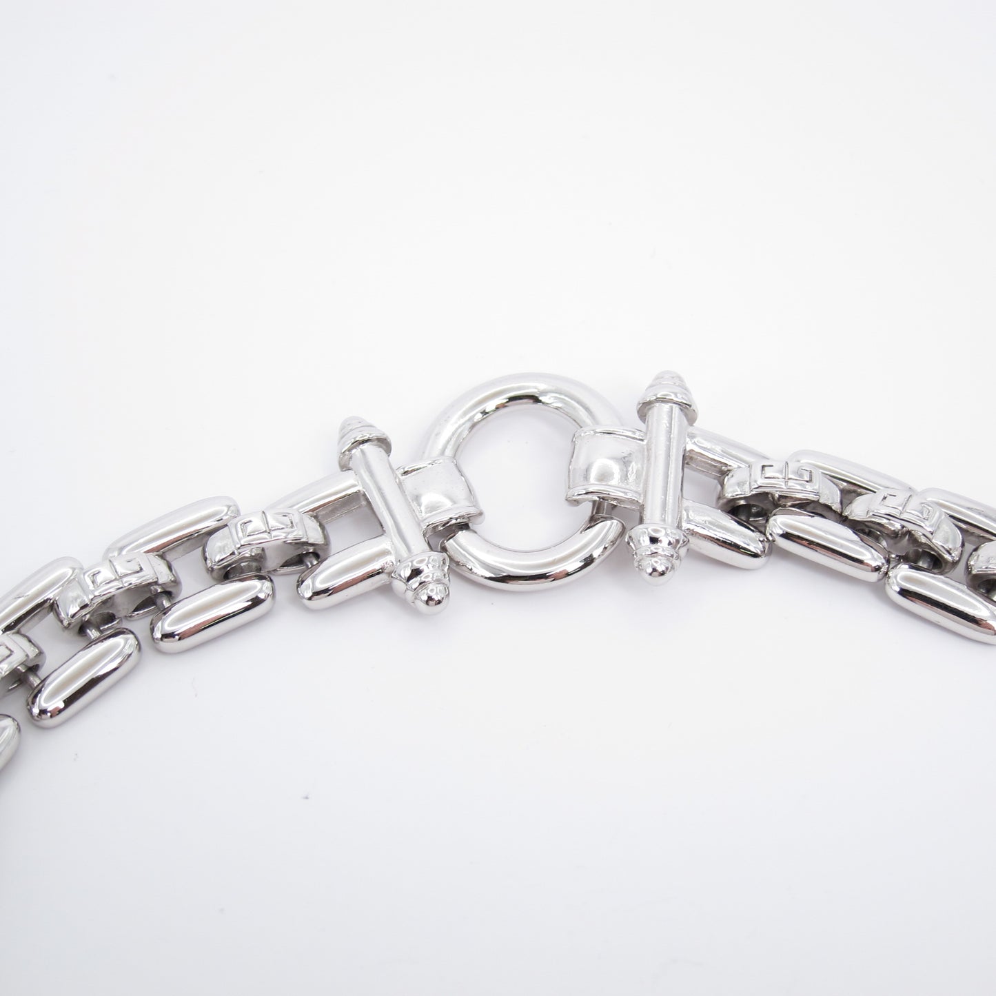 Givenchy Vintage GG Logo Stylish Chain Link Silver Necklace