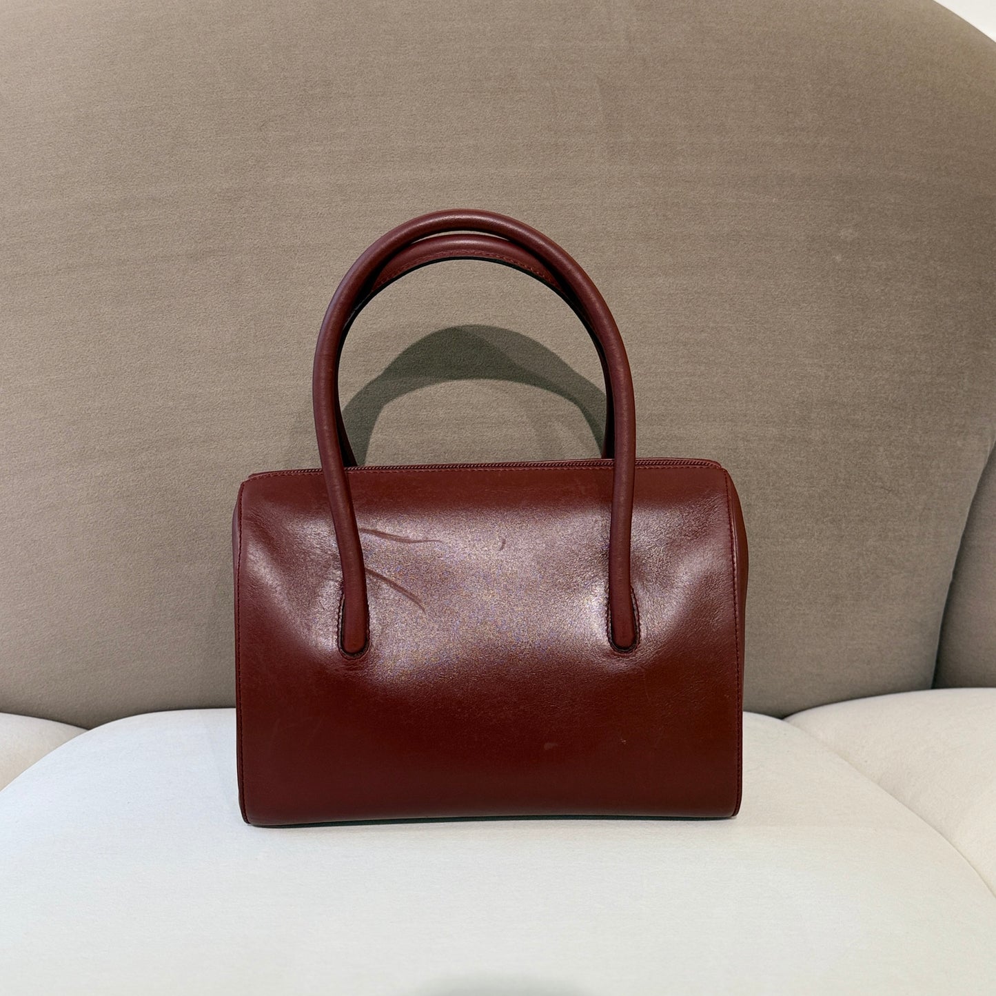 Cartier Must Line Burgundy Red Leather Boston Bag With Golden Chain Logo Charm