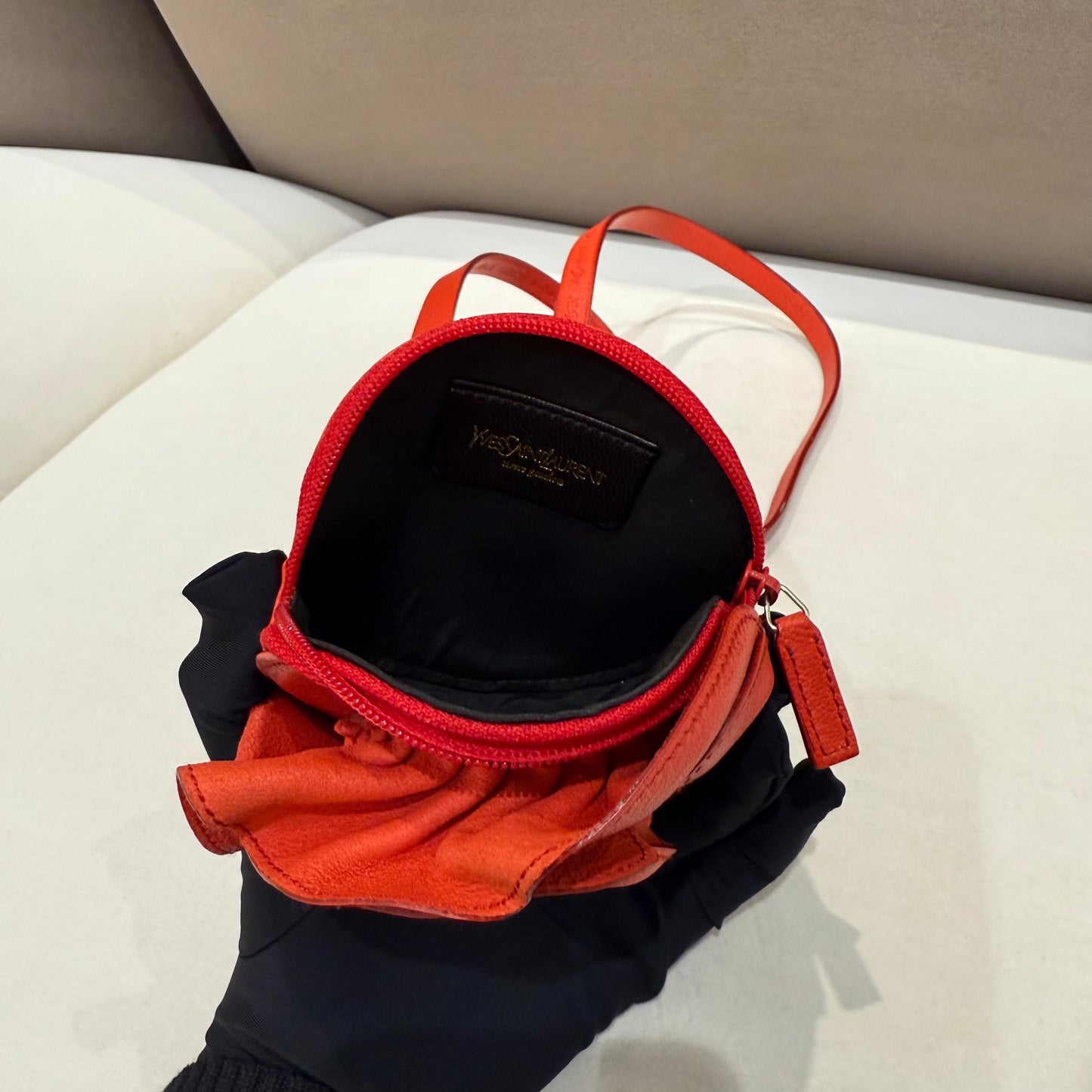 伊夫聖羅蘭復古紅色花卉皮革單肩包