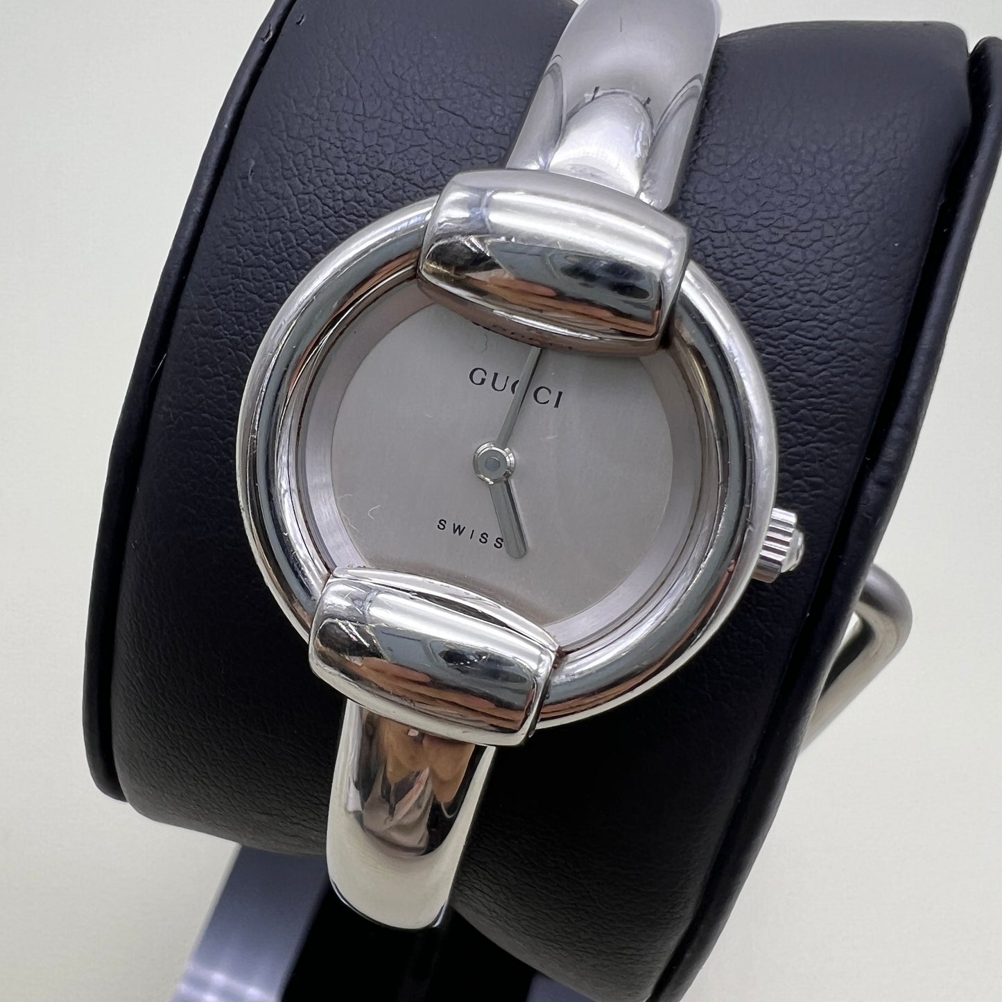 Gucci Vintage Round Shape Silver Face Bangle Watch