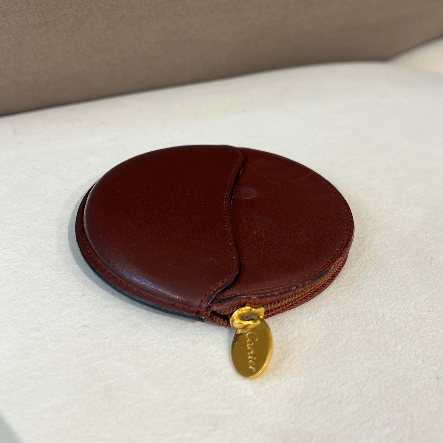 Cartier Vintage Must Line Burgundy Red Round Shape Coins Bag