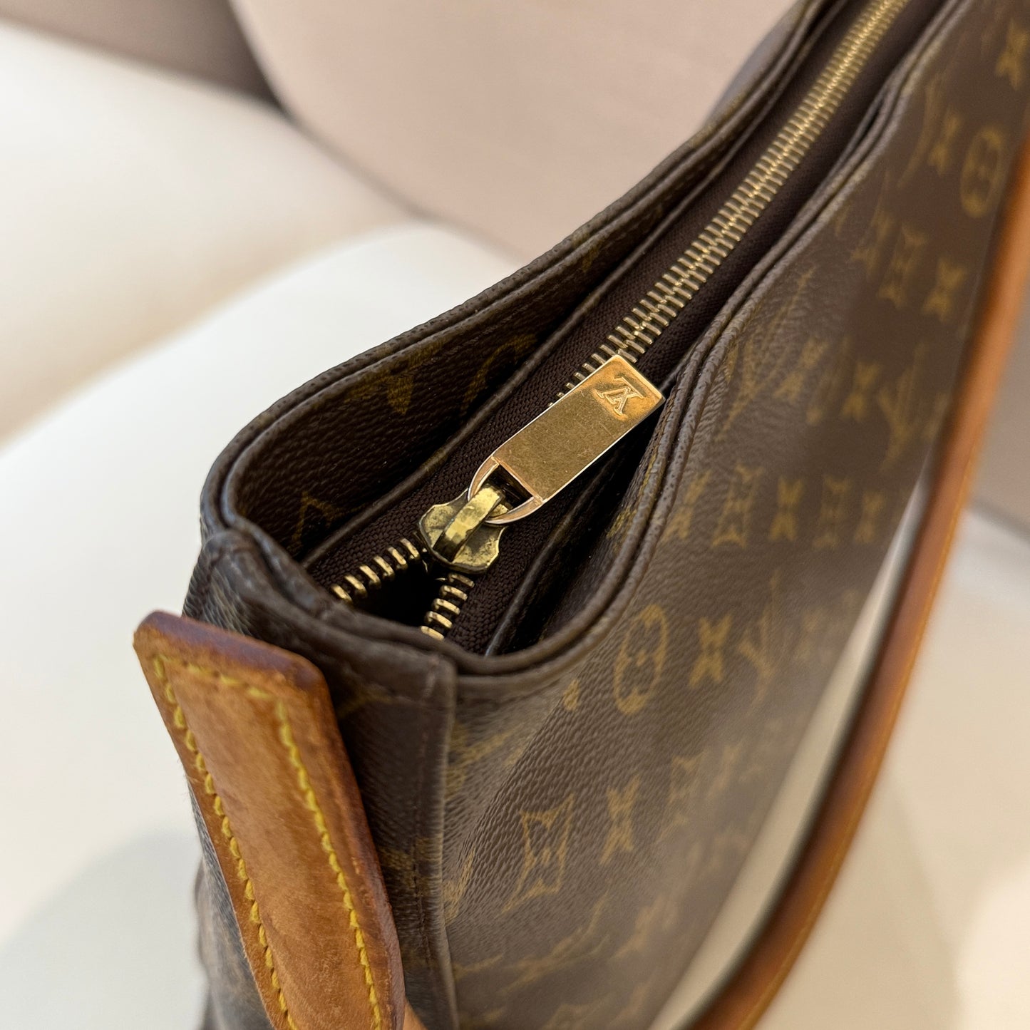 Louis Vuitton Classic Monogram Looping Gm Shoulder Bag
