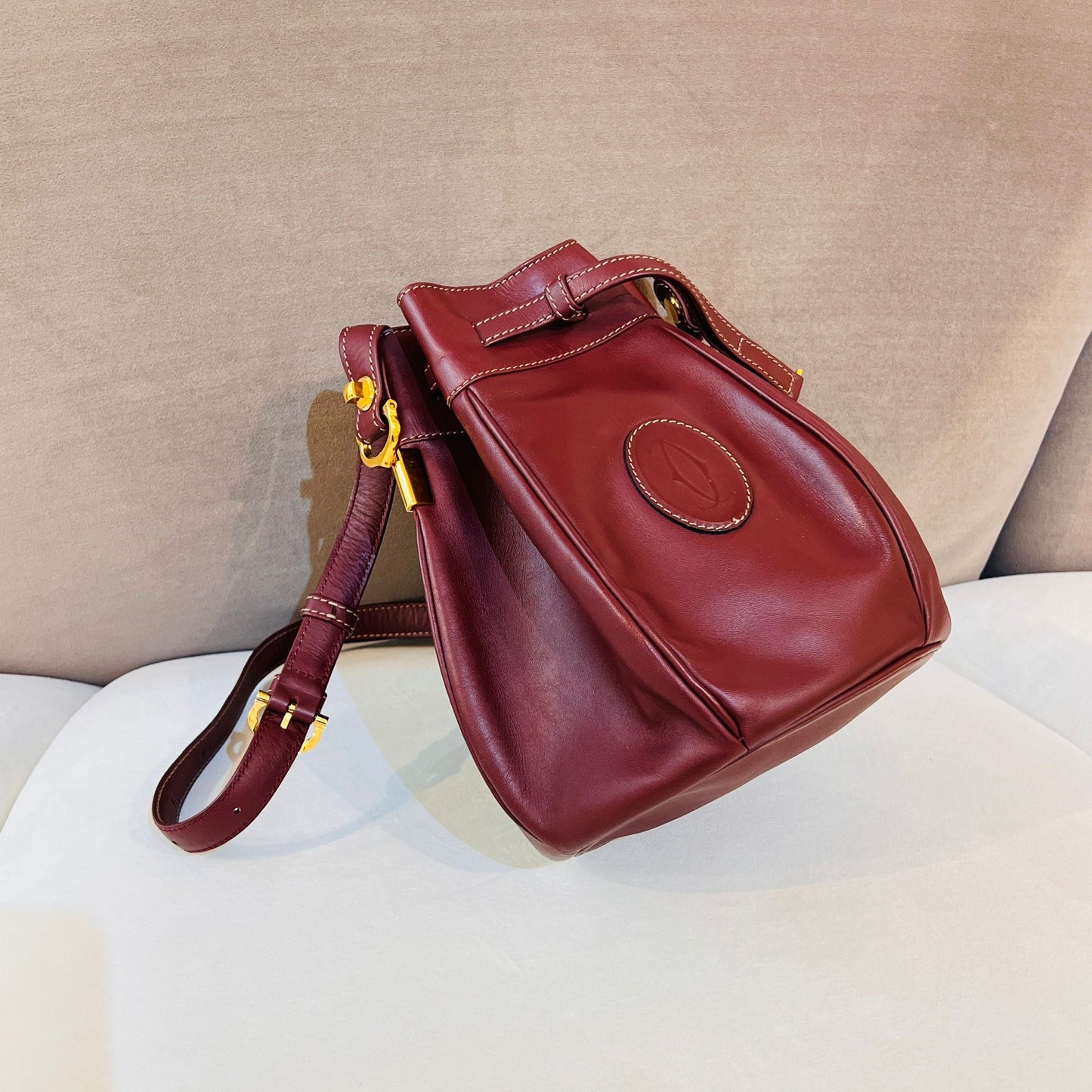 Cartier Vintage Must De Cartier Bordeaux Drawstring Leather Shoulder Bag