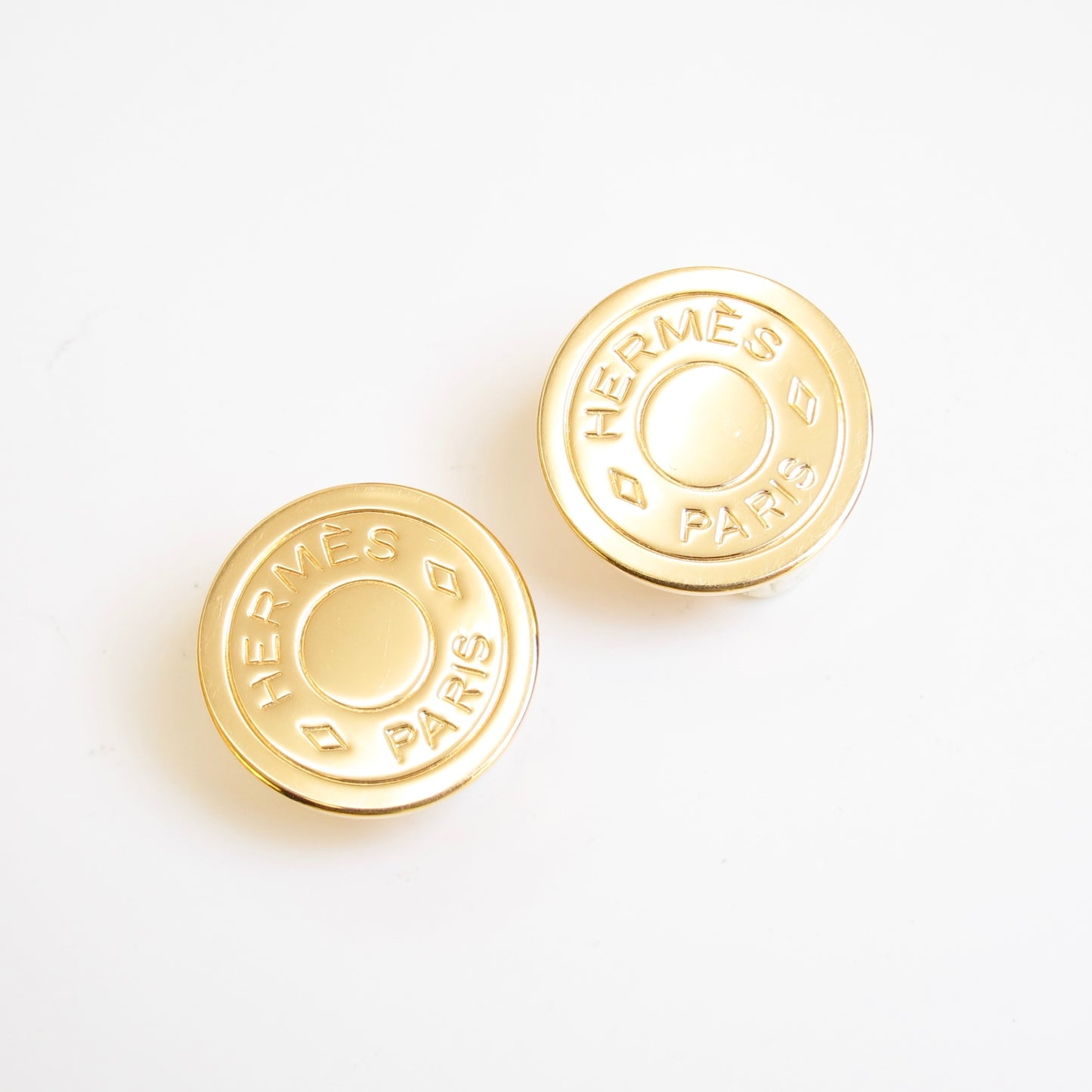 Hermes Vintage Serie Golden Clip-on Earrings