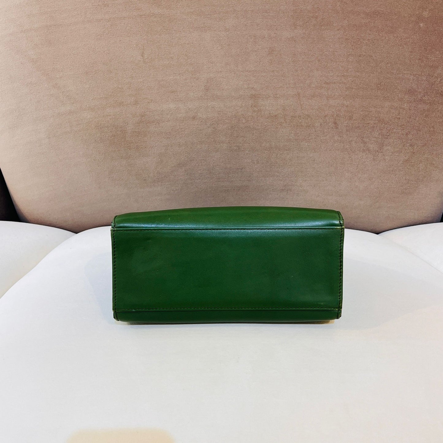 Givenchy Vintage Structured Green Leather Handbag With Medallion Clasp