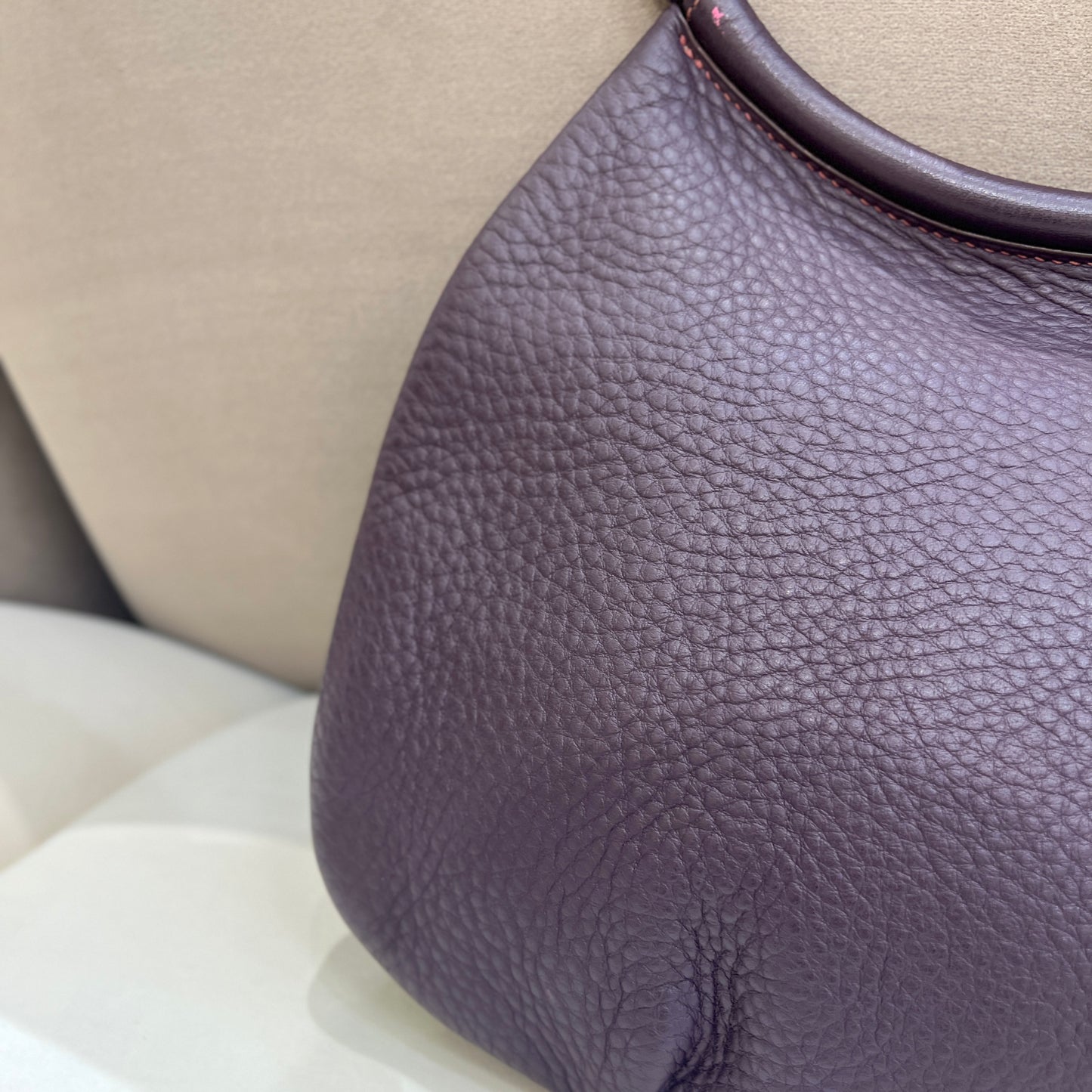 Hermes Vintage Cacahuete Shoulder Bag With Raisin Togo Leather