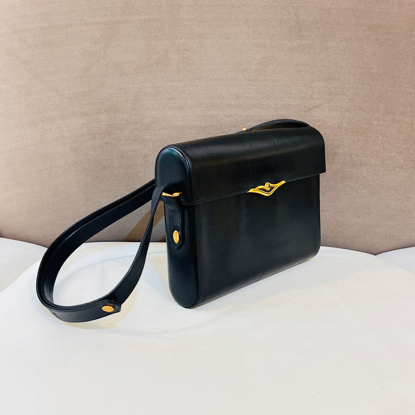Cartier Vintage Black Leather Sapphire Line Shoulder Bag