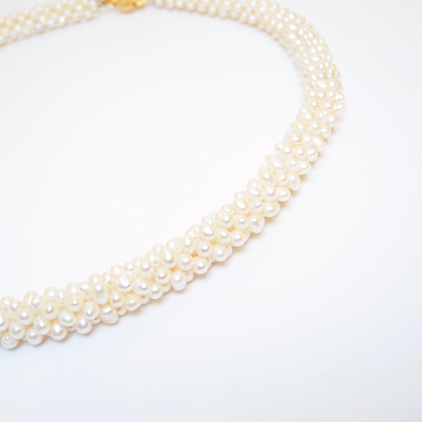 No Brand Vintage Freshwater Pearl Necklace with Golden Flower Buckle
