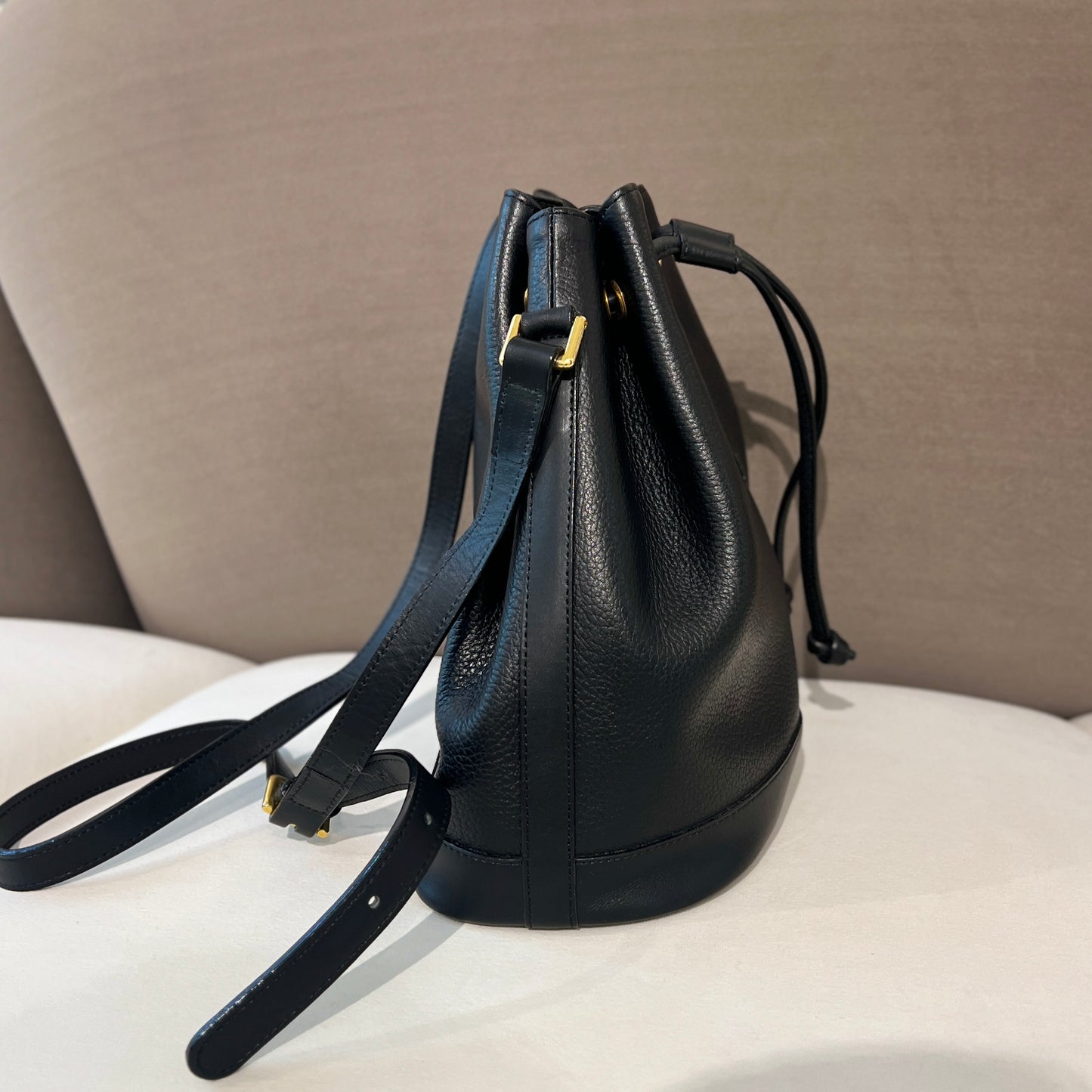 Burberry Vintage Leather Logo Plate Black Leather Bucket Bag