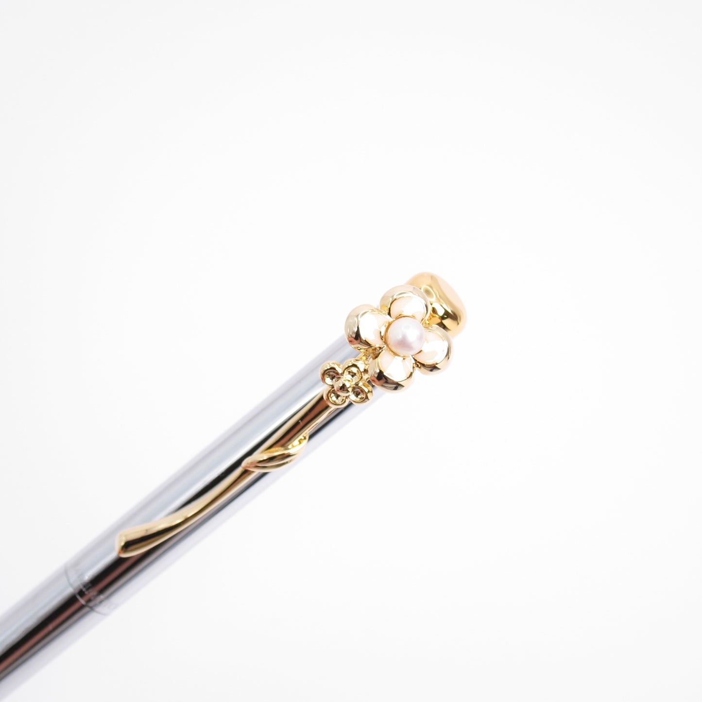 Mikimoto Vintage Flower Motif with Pearl Two Tone Ballpoint Pen
