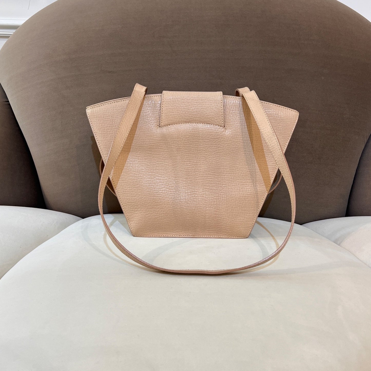 Loewe Vintage Beige Leather Semi-Shoulder Bag