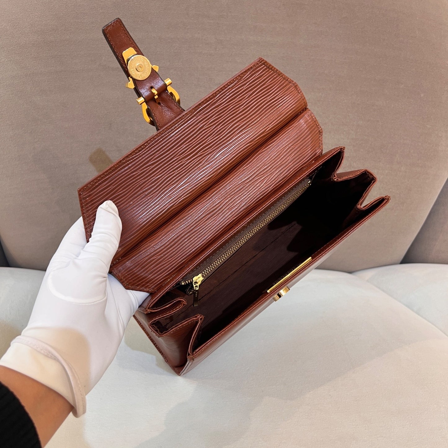 Valentino Garavani Vintage Brown Leather 2-Way Handbag Shoulder Bag