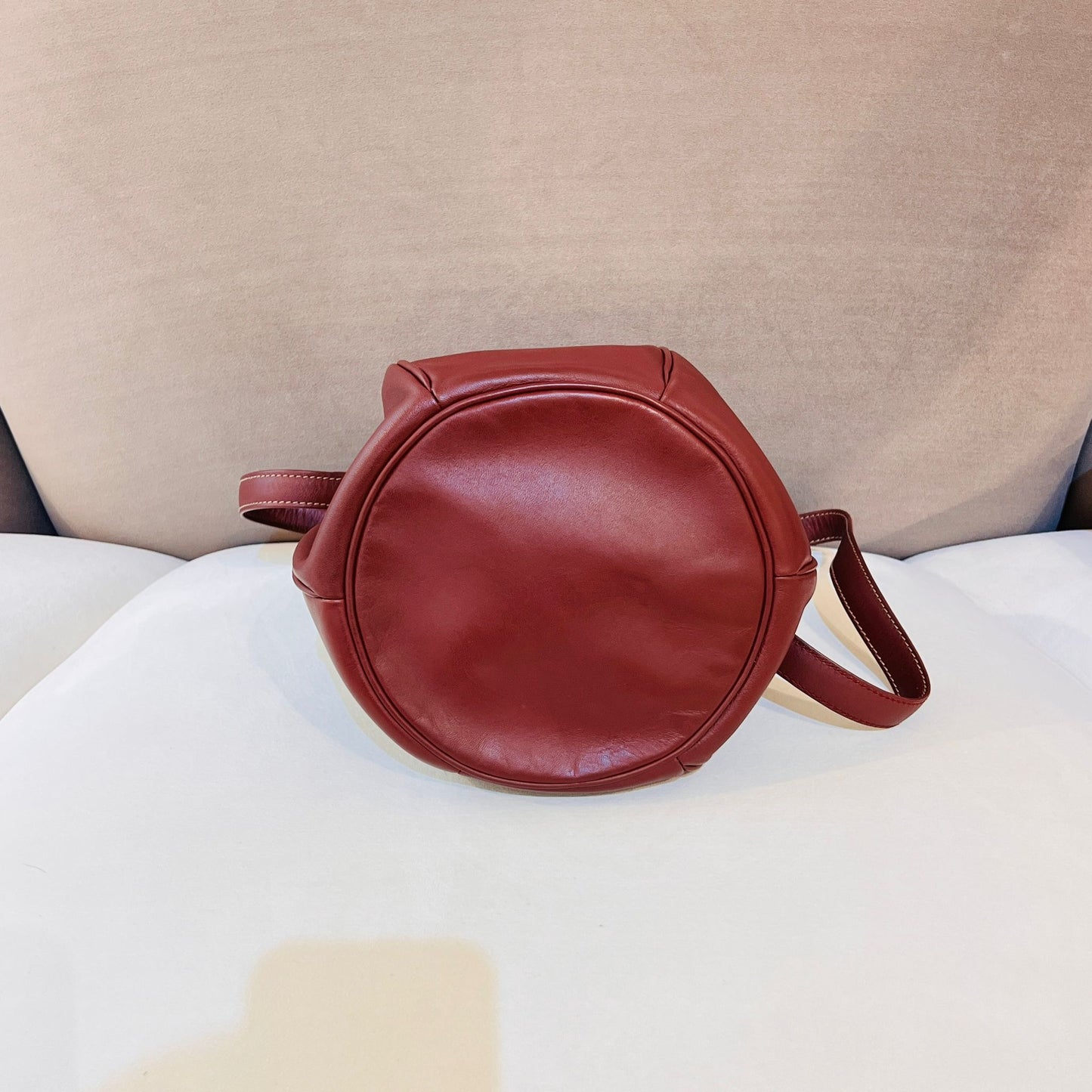Cartier Vintage Must De Cartier Bordeaux Drawstring Leather Shoulder Bag