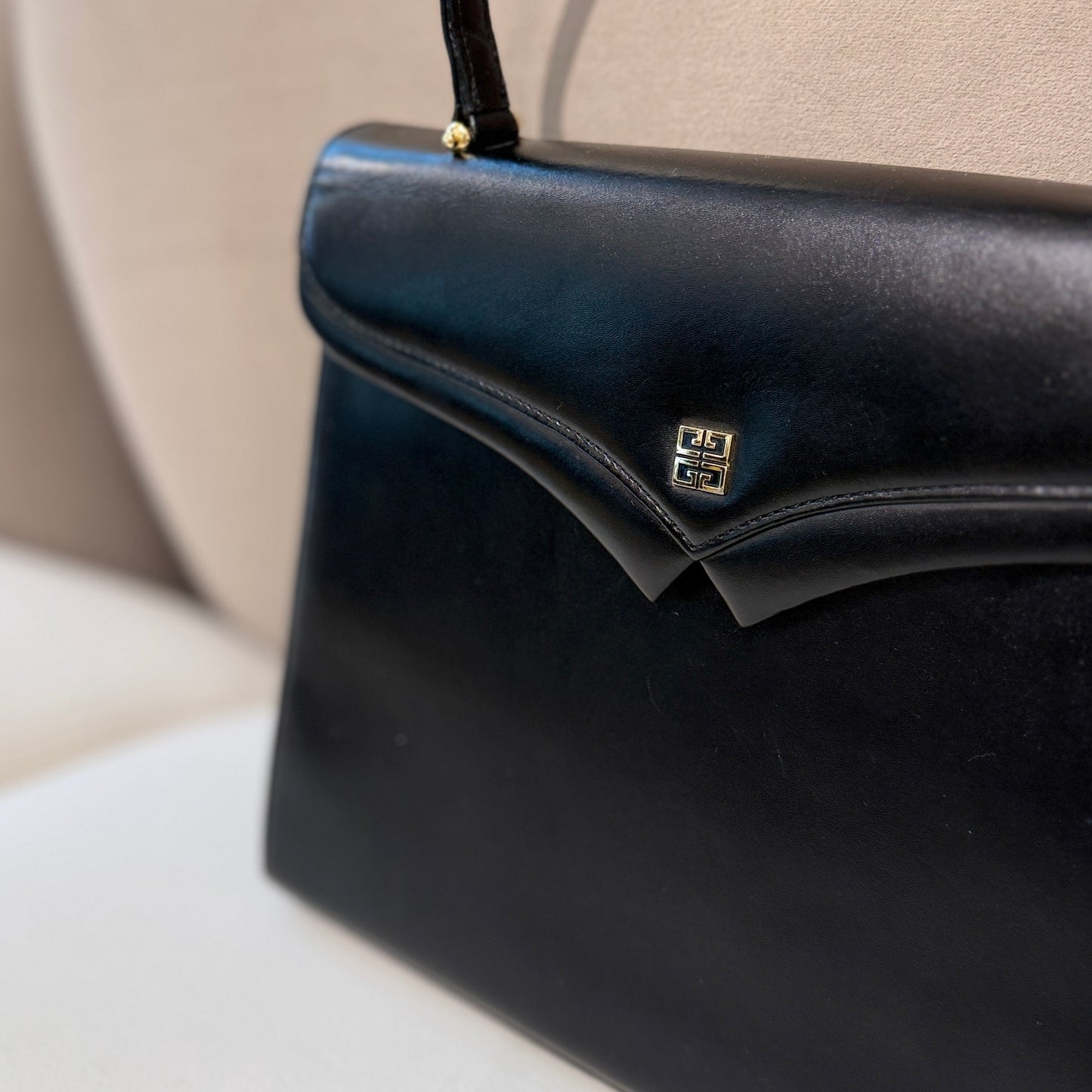 Givenchy Golden 4G Logo Classic Black Leather Vintage Handbag