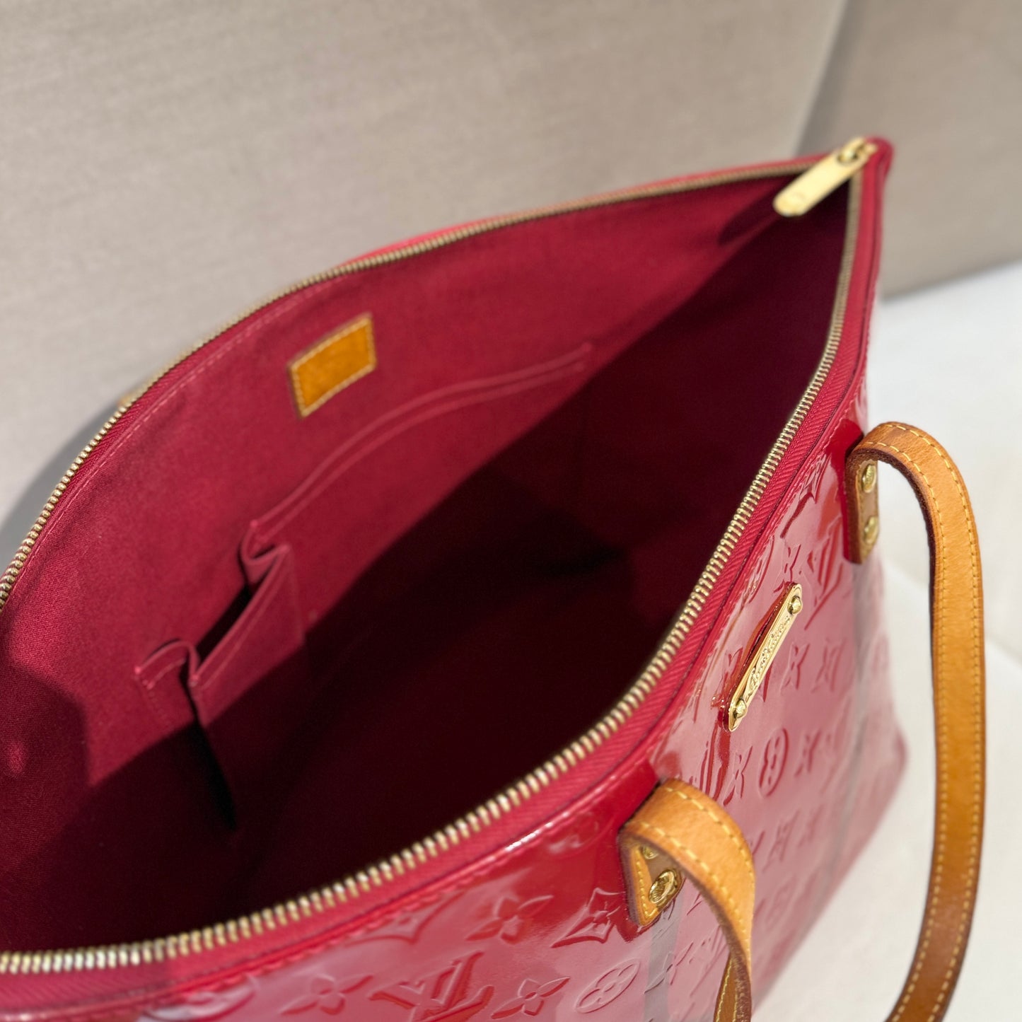 Louis Vuitton Vintage Vernis Bellevue Gm Pomme D’amour Patent Tote Bag