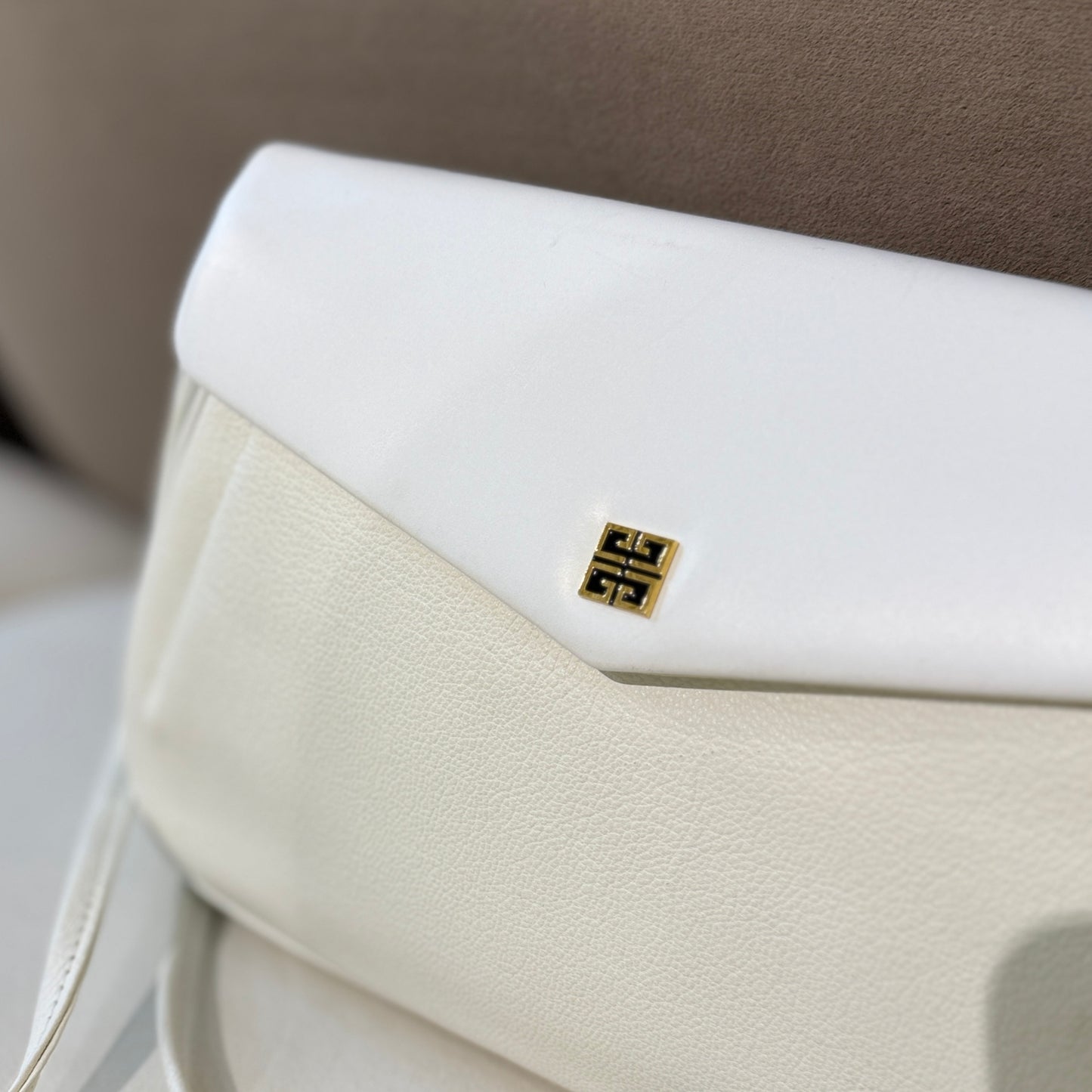 Givenchy 4G Logo Creamy White Soft Leather Vintage Shoulder Bag
