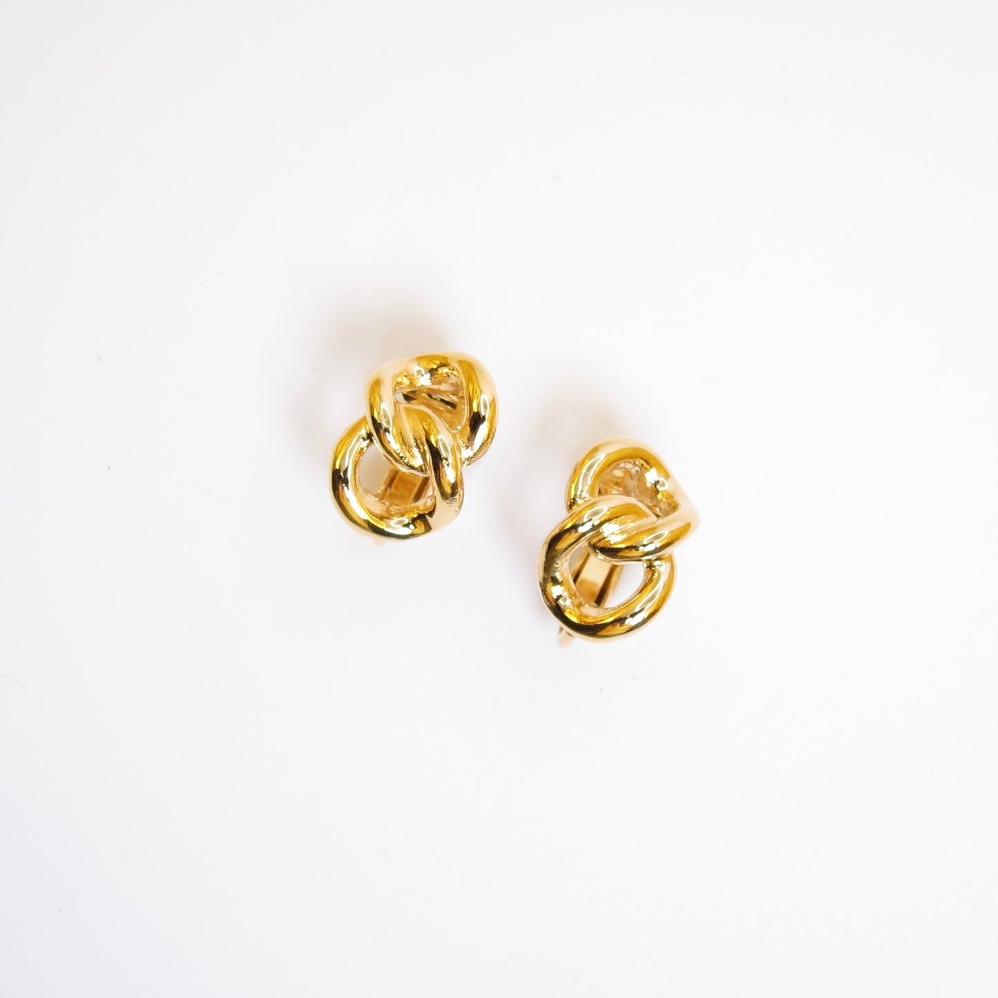 Christian Dior Vintage Link Golden Clip-on Earrings