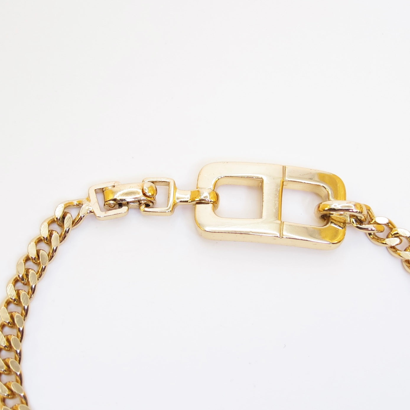 Christian Dior Vintage CD Logo Golden Chain Bracelet
Length of Chain ~18cm