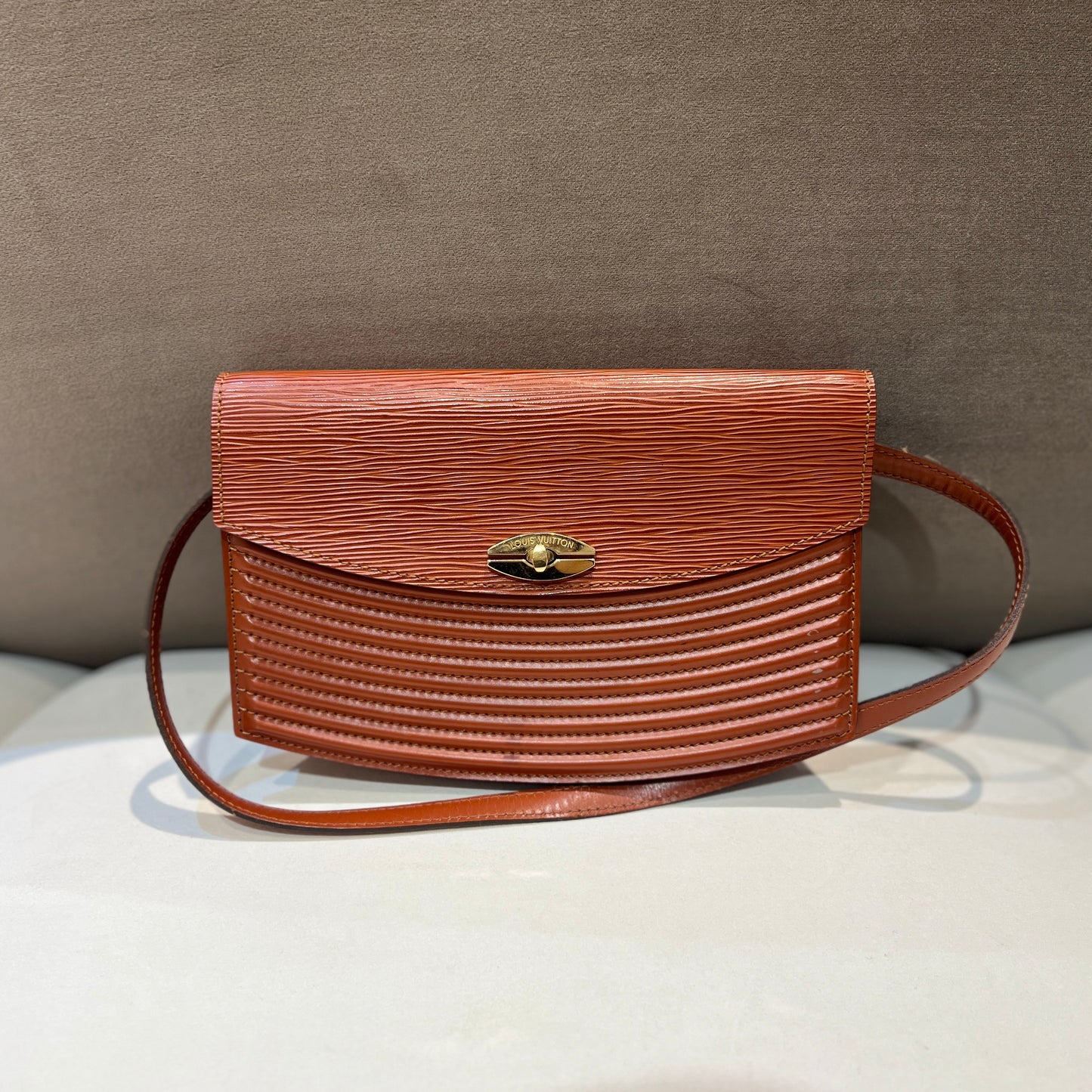 Louis Vuitton Vintage Golden Turn Lock Brown Epi Prebourg Shoulder Bag