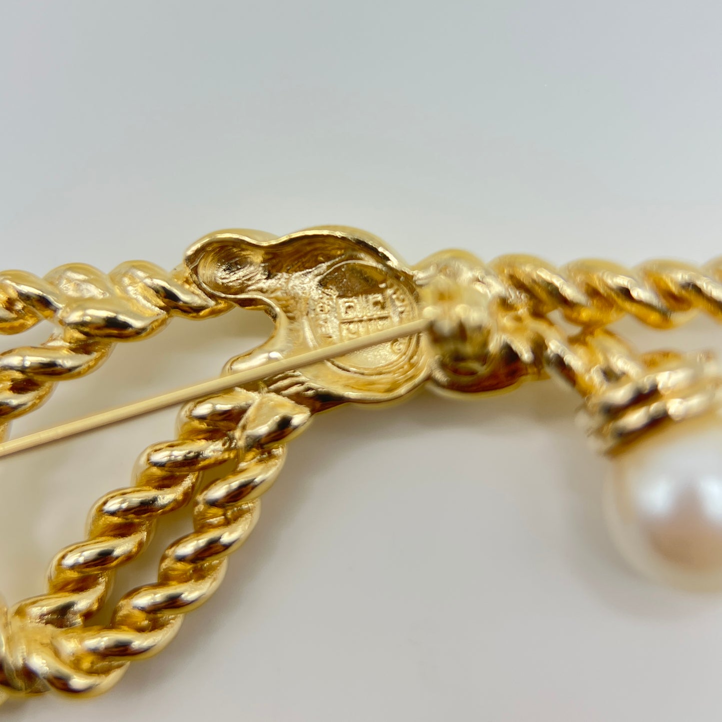 Givenchy Vintage Rope Motif with Pearl Brooch