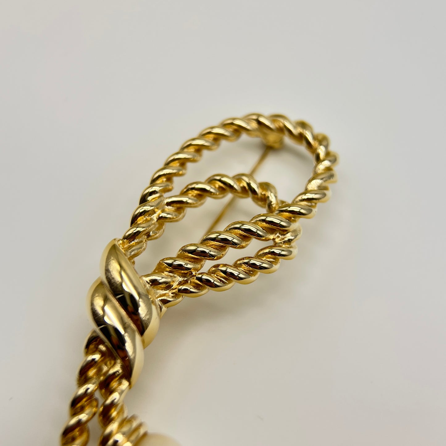 Givenchy Vintage Rope Motif with Pearl Brooch