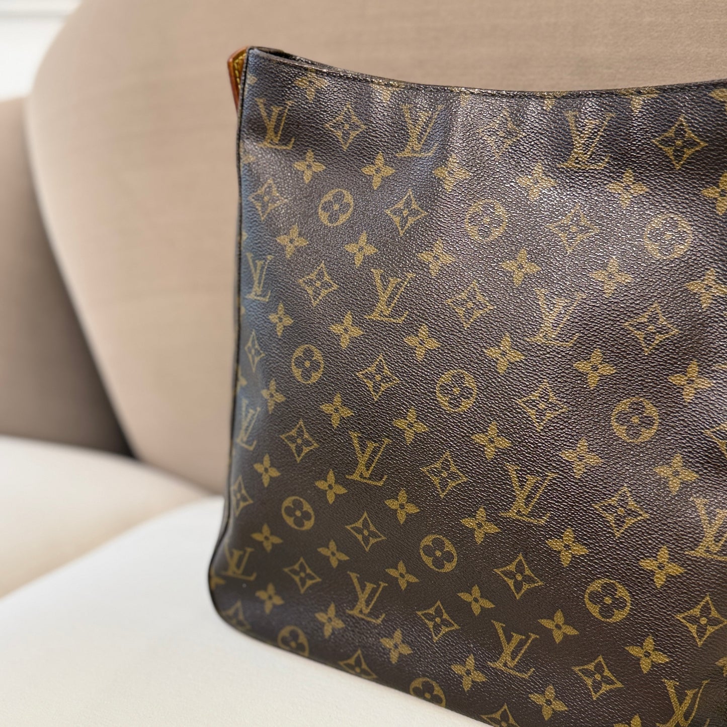 Louis Vuitton Classic Monogram Looping Gm Shoulder Bag