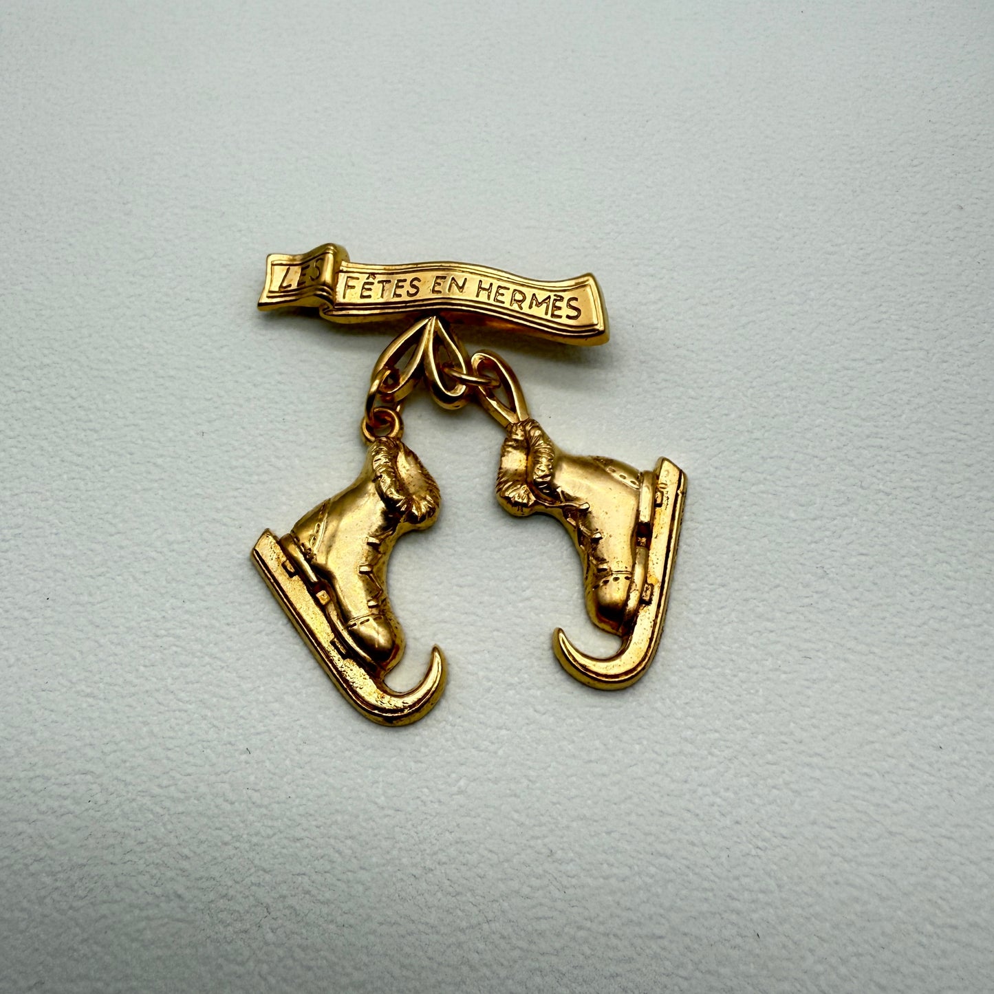Hermes Vintage Skate Shoes Motif Golden Brooch