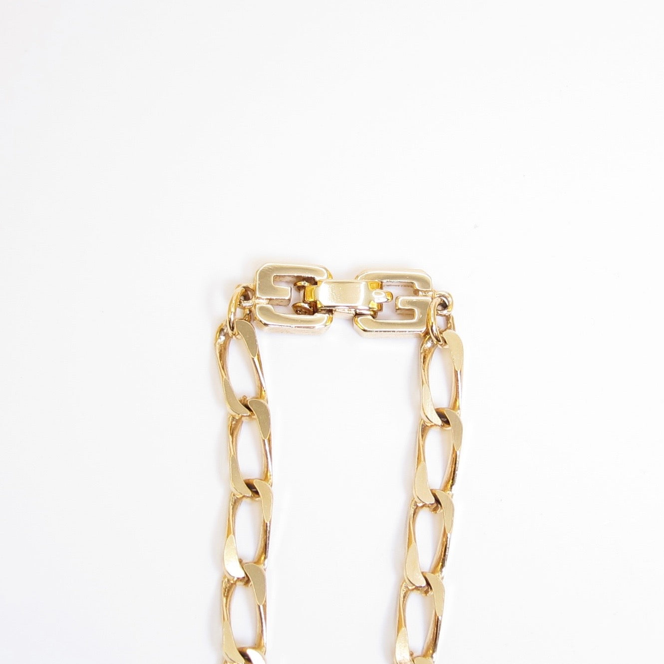 Givenchy Vintage Stylish Golden Link Chain Necklace