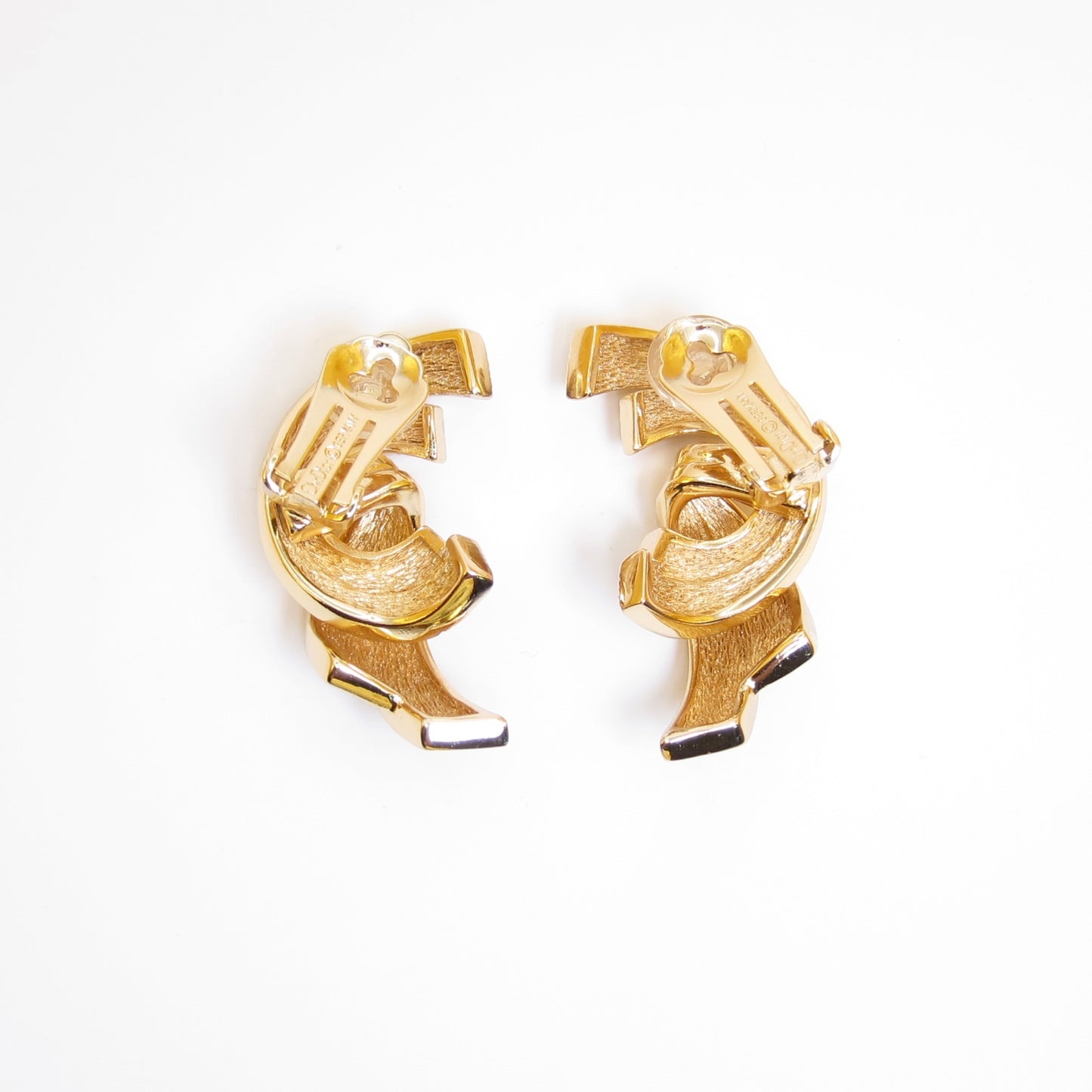 Christian Dior Vintage Stylish Golden Clip-on Earrings