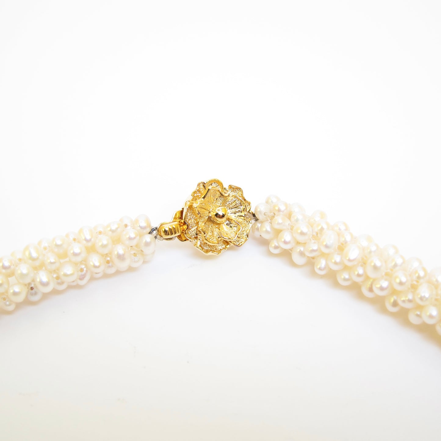 No Brand Vintage Freshwater Pearl Necklace with Golden Flower Buckle