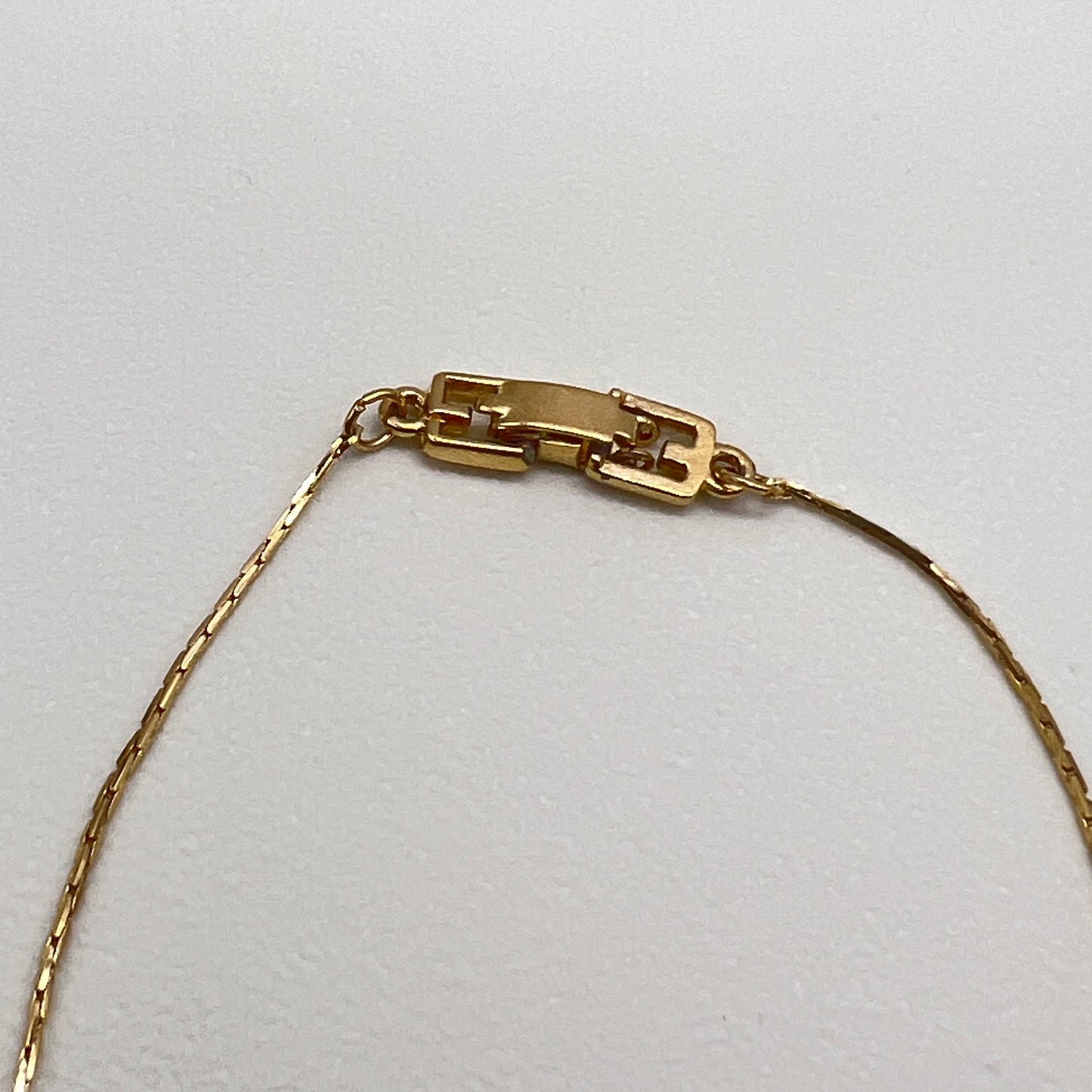 Givenchy Vintage Special G Logo 鑲鑽金色項鍊