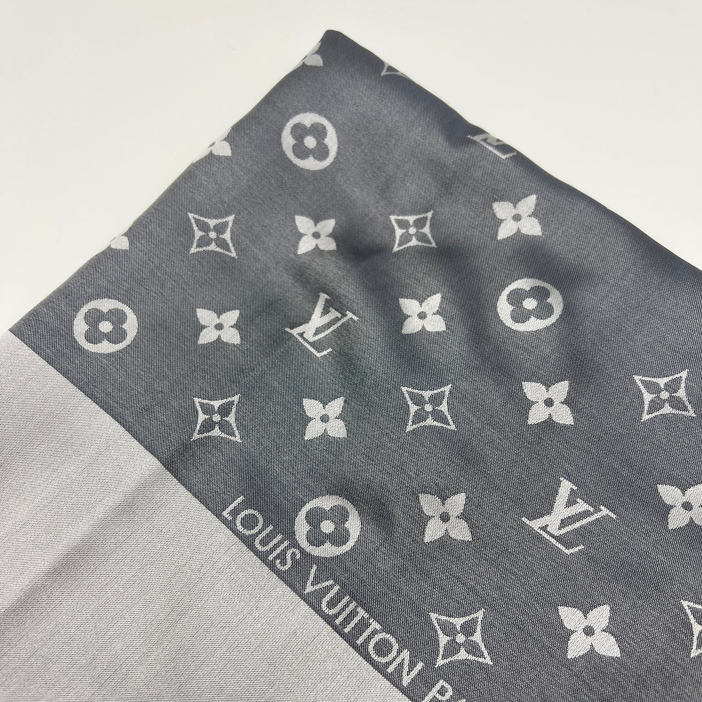 Louis Vuitton Vintage Unused Monogram Silk Scarf With Tag