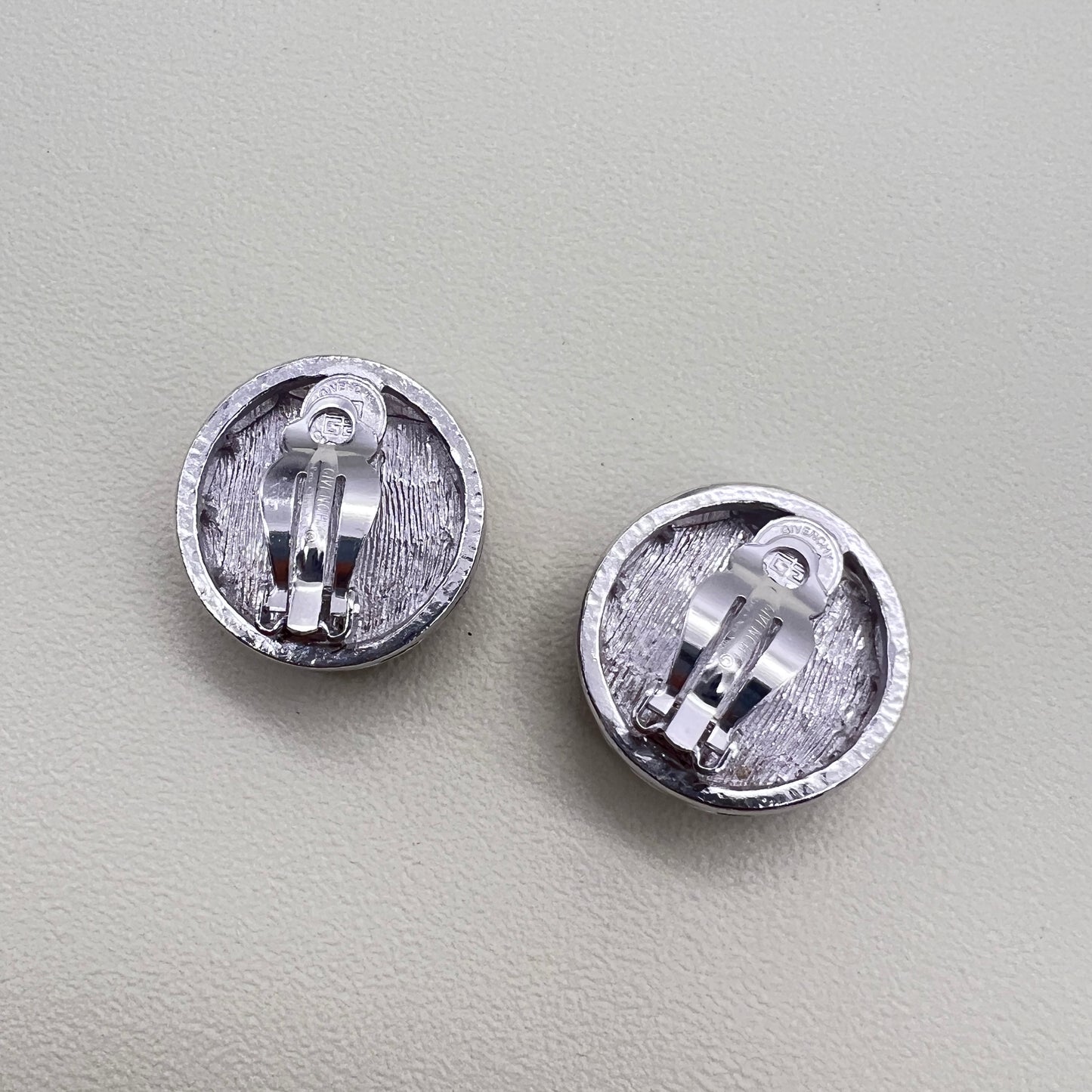 Givenchy Vintage Round Shape Shell Embellished Silver Clip-on Earrings