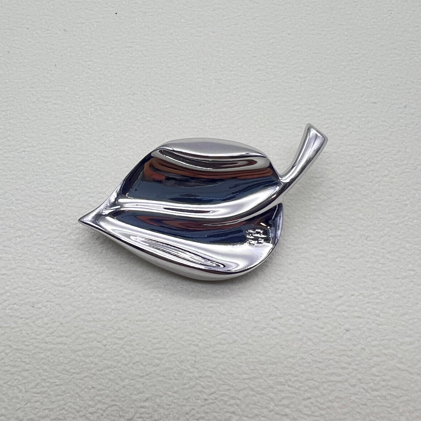 Givenchy Vintage 4G Logo Leaf Motif Silver Brooch