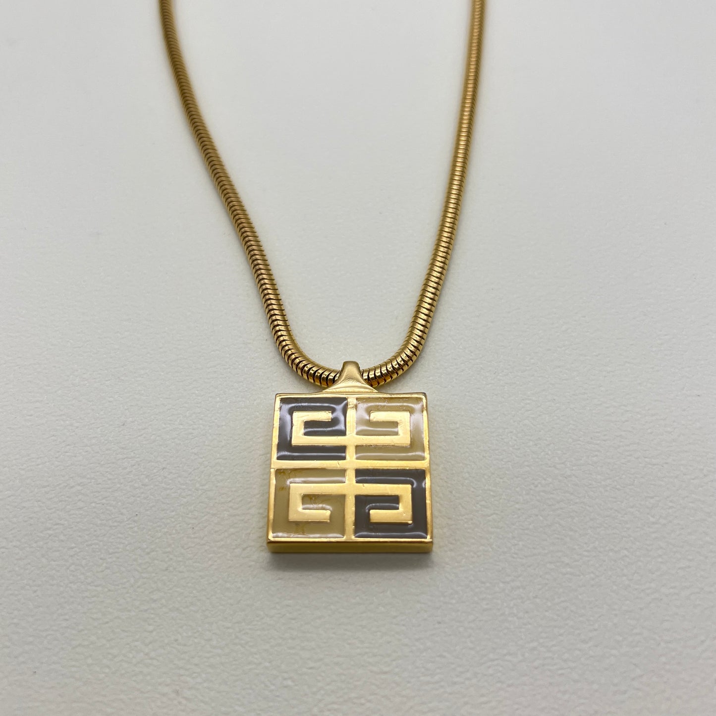 Givenchy Vintage 4G Logo Grey and Beige Color Pendant Golden Necklace