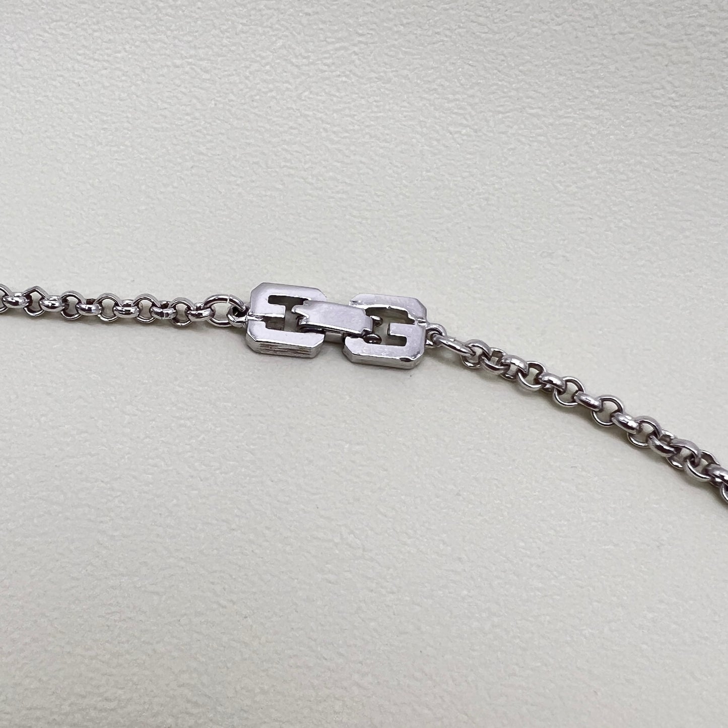 Givenchy 復古特別款銀項鍊