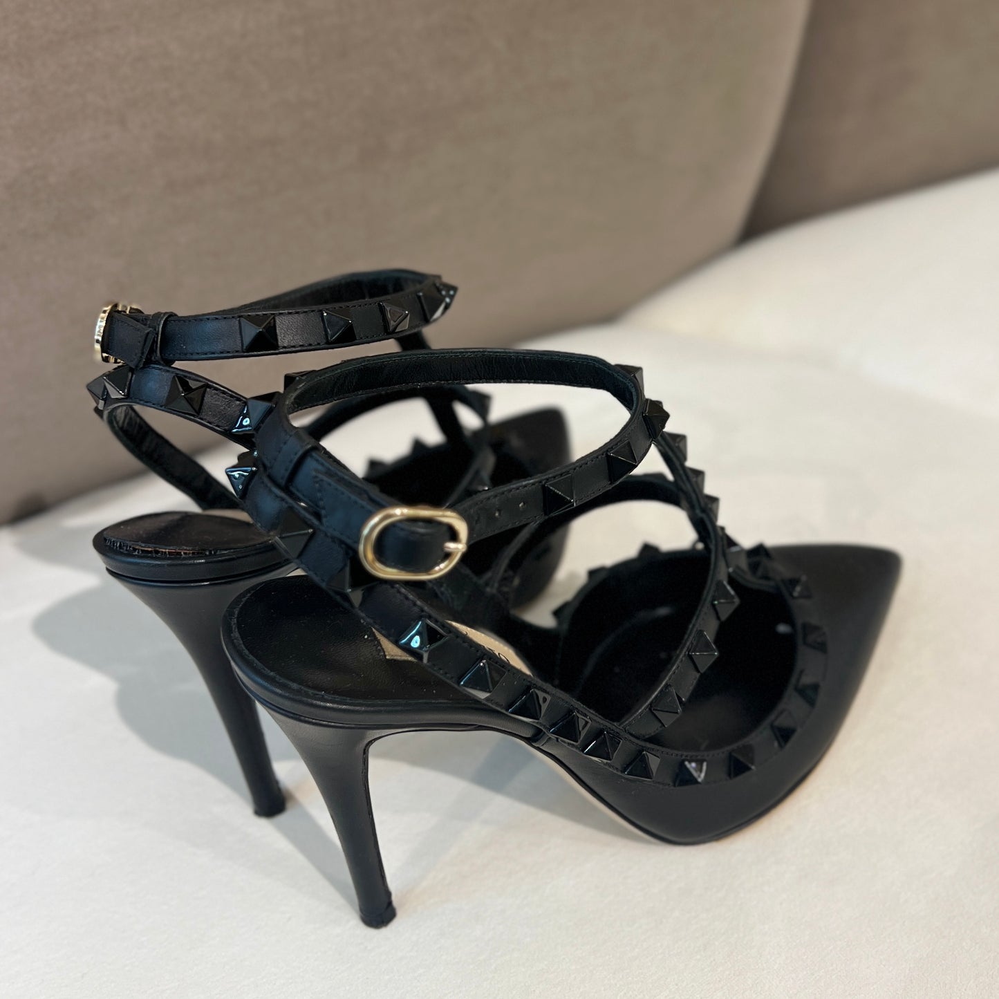 Valentino Vintage Rocketed Ankle Strap Pump In Black Leather (Size 36.5)