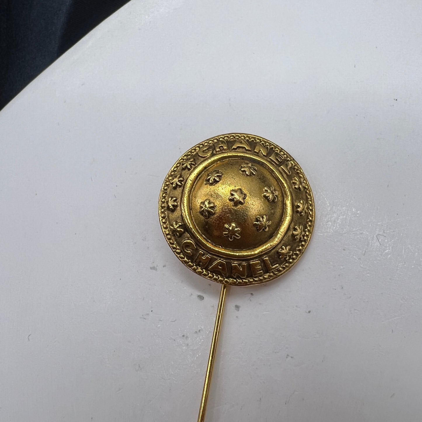 Chanel Vintage Golden Star Flower Pin Brooch