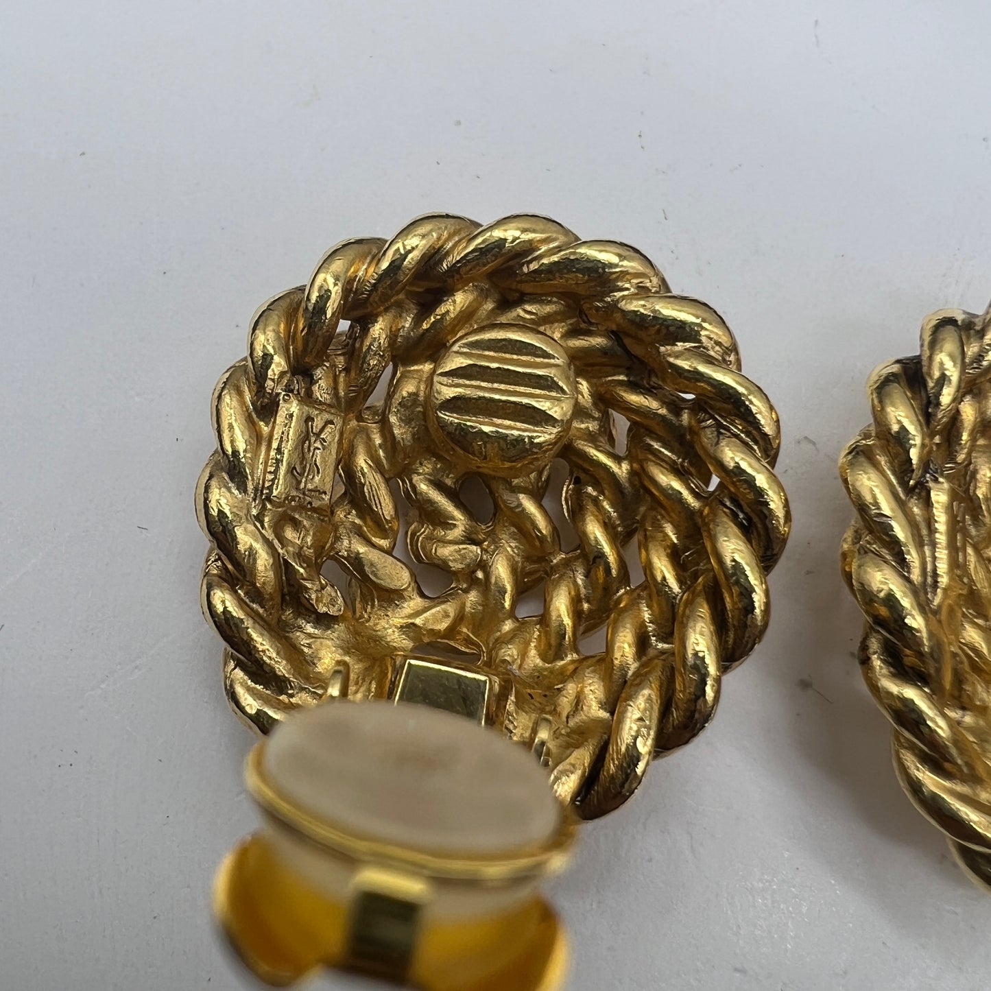 Repair - Yves Saint Laurent Vintage Stylish Golden Clip-On Earrings