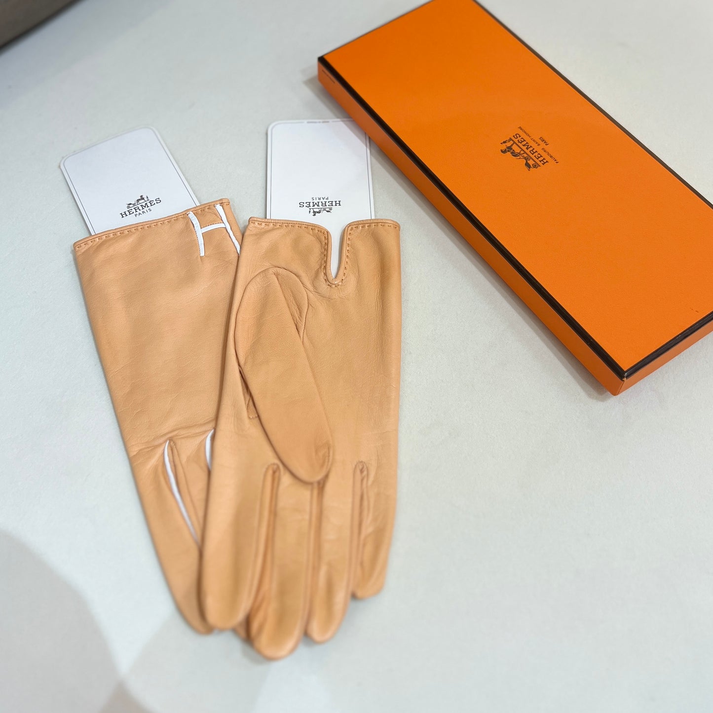Hermes Orange Color Leather Gloves