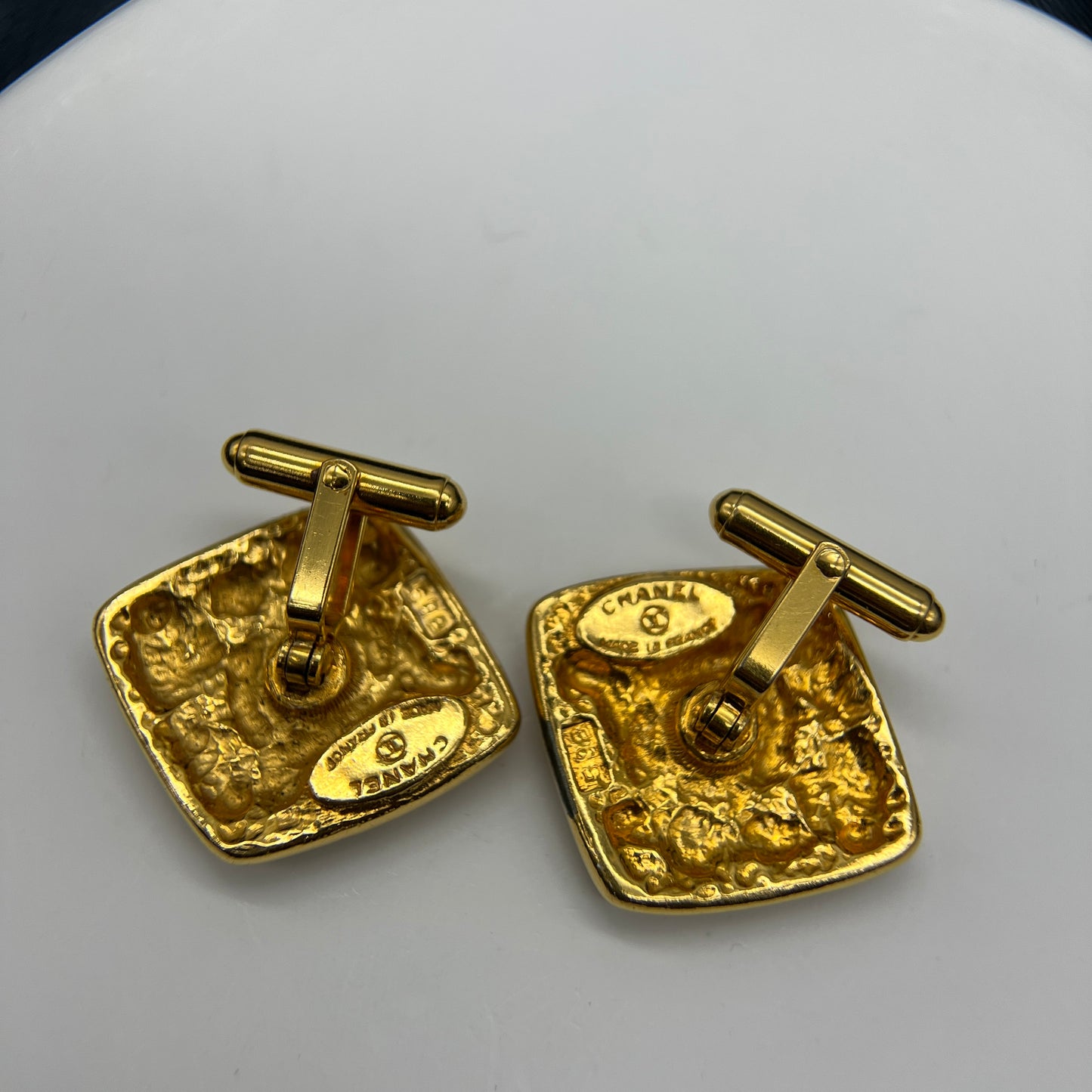Chanel Cc Logo Cufflinks In Gold Color